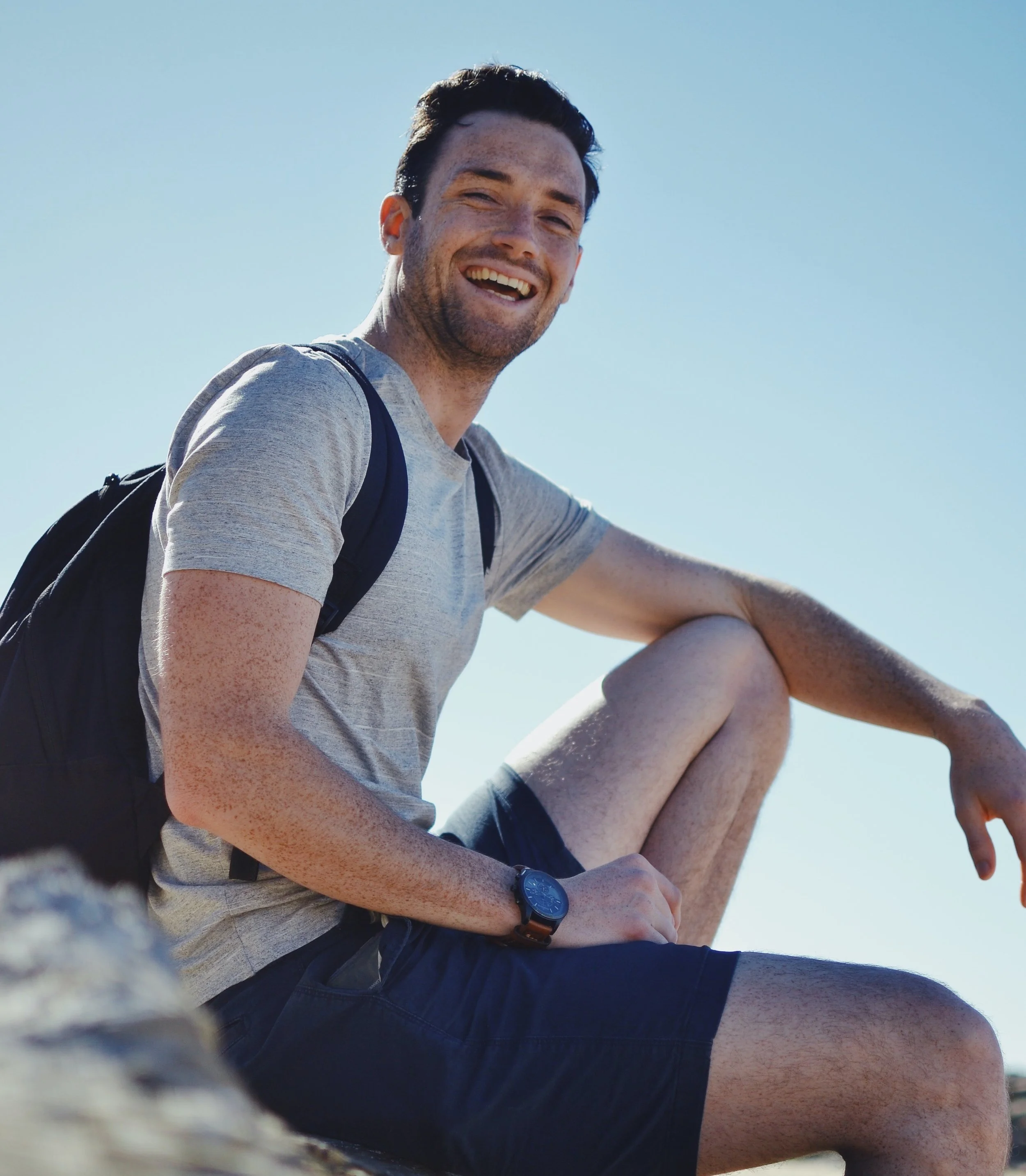 7 Things Guys Should Keep in Mind for Online Dating Profile Pictures
