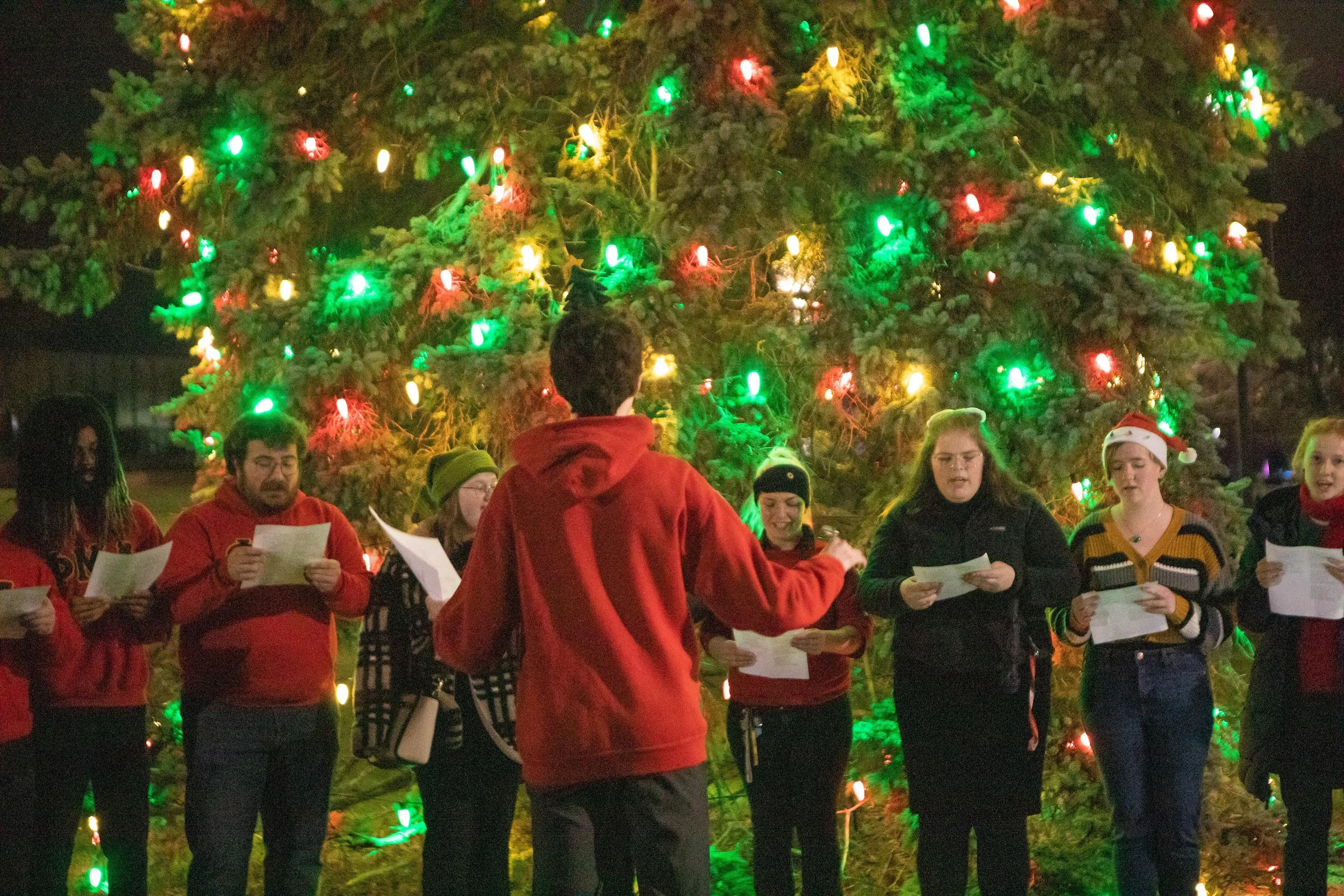 Valparaiso University Presents | Annual Tree Lighting 