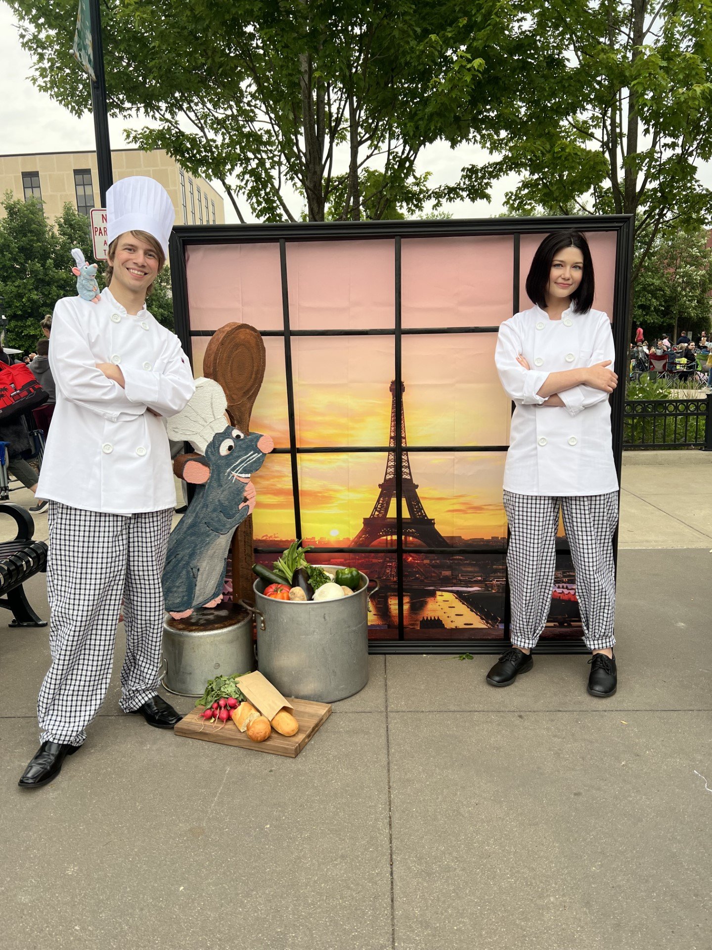 Characters at Selfie Station 6.6 Ratatouille.jpg