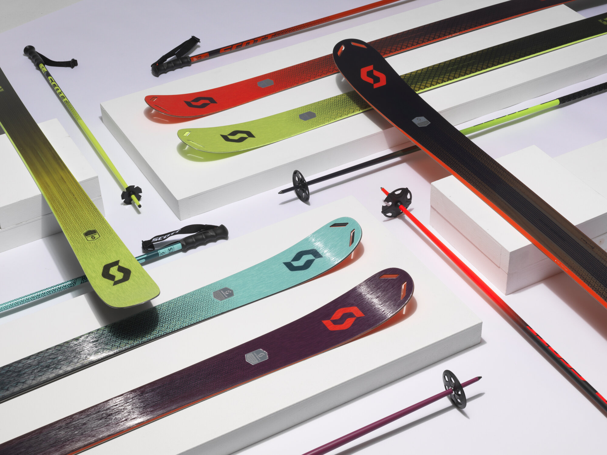 SCOTT SPORTS* – Skis Design couleur