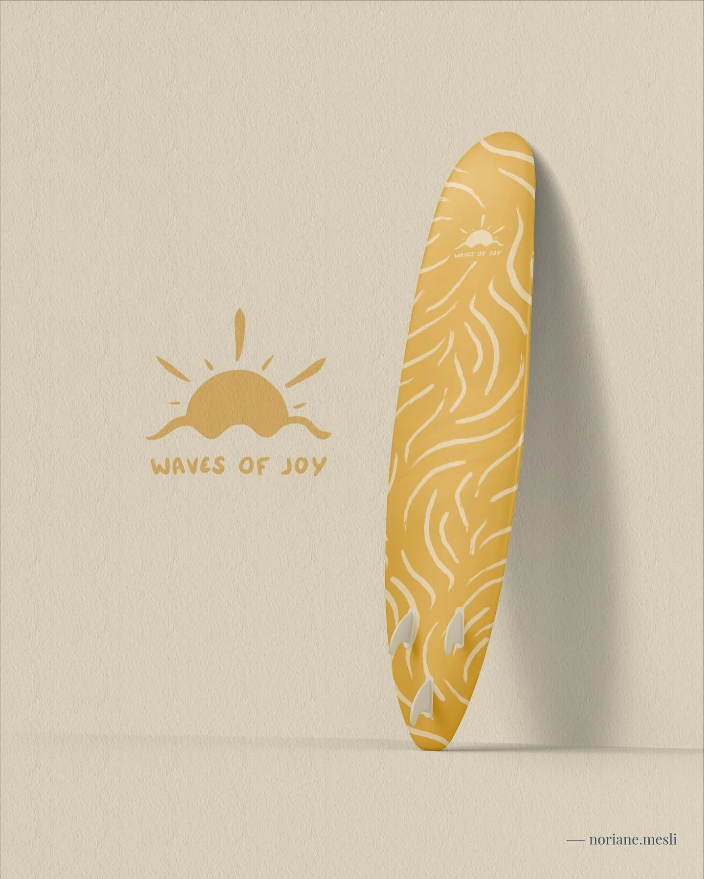 Une dose de soleil pour ce motif recycl&eacute; avec la panoplie pour la surfeuse de bonne humeur ☀️

☼ N&rsquo;h&eacute;sitez pas &agrave; me contacter pour discuter de vos projets de collection textile ou autre 💌 &bull; lien en bio

#patterndesign