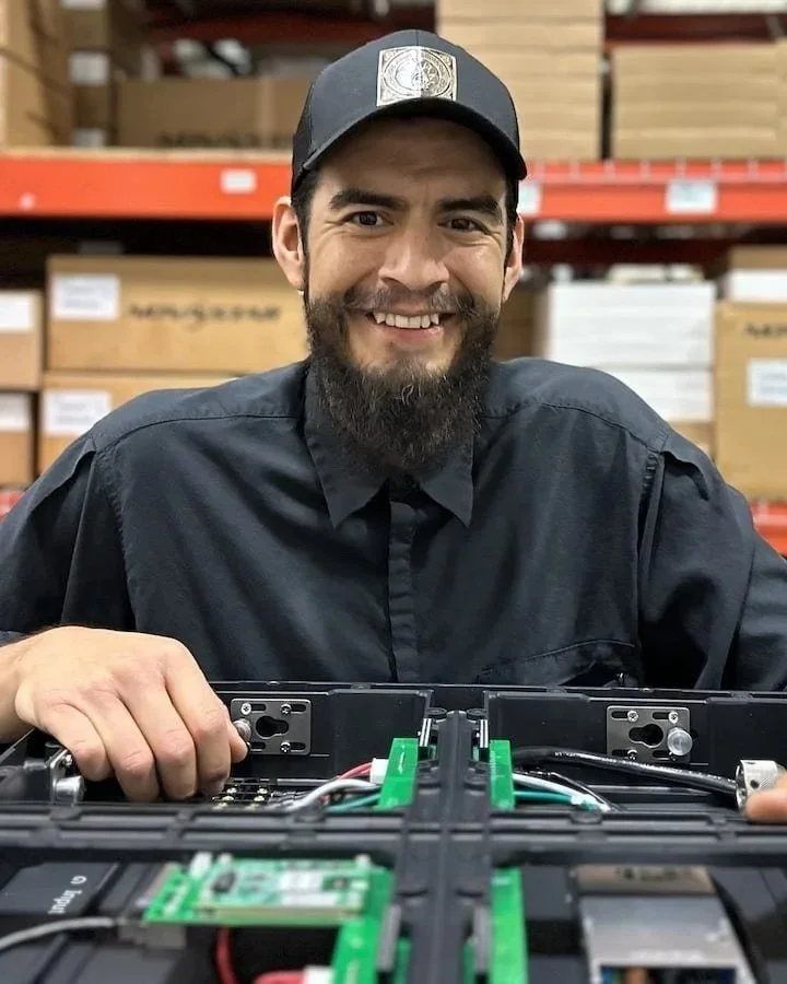 Choose an LED wall backed by US-based service and support.

squareV provides reliable, stateside support for our LED video panels. Have a question about an order, need technical assistance, or want to share a recent win? Our team is ready to help.

G