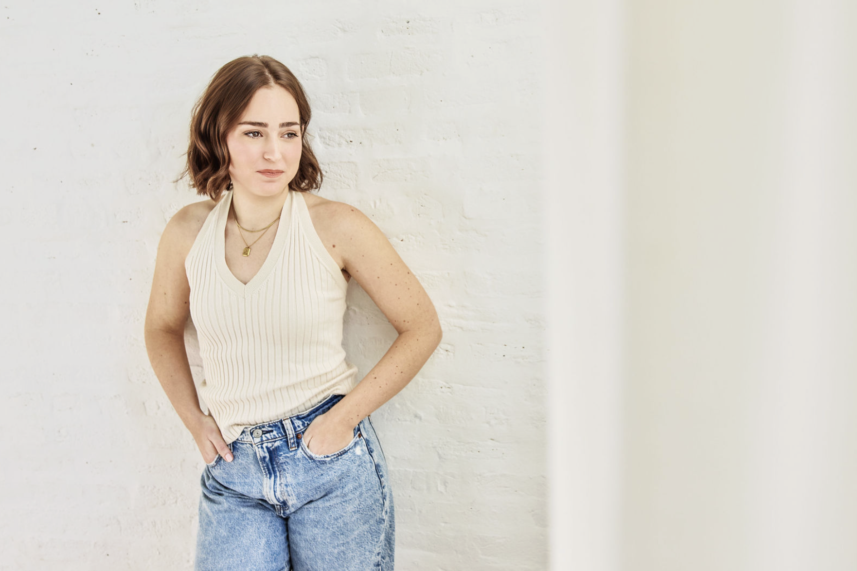 Dating Profile Photography: Why Showing Your Real Life Matters