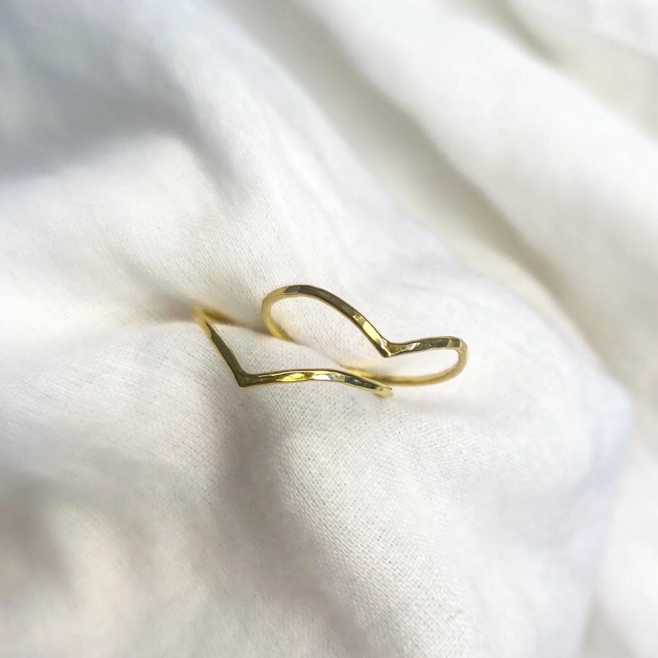Wishbone in Gold.jpg