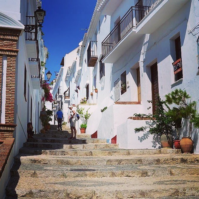 Fifteen years ago we found the small town of Nerja, Spain on the #costadelsol and fell in love with its undiscovered uniqueness and absence of tourists. Today more travelers are consciously seeking overlooked or little-known destinations to find uniq