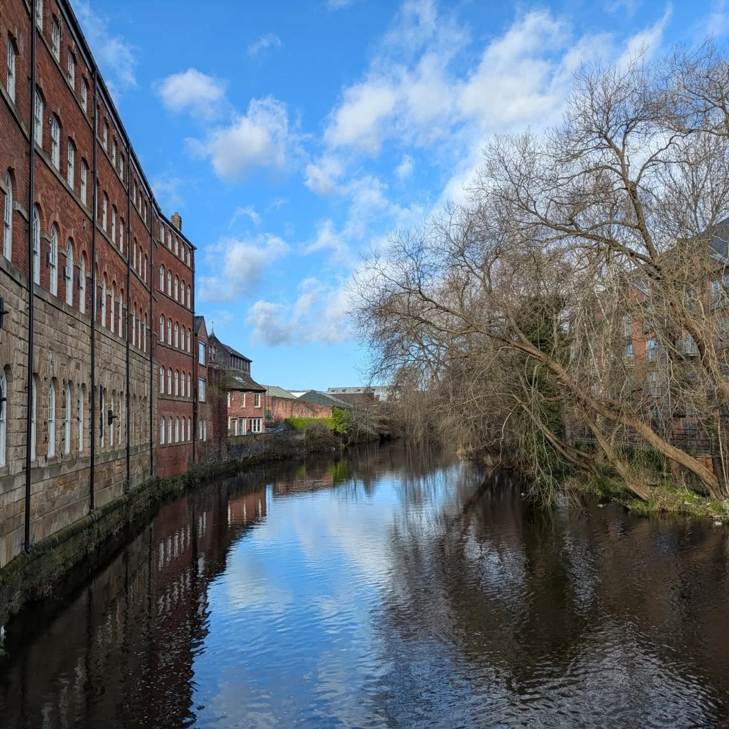 Great weather yet again for a walking tour. This morning it's of Neepsend. Whilst I can't promise it'll always be sunny, we do pretty well for the weather on these tours even when it's been wet and cold in the days before. 

Today's tour takes in the