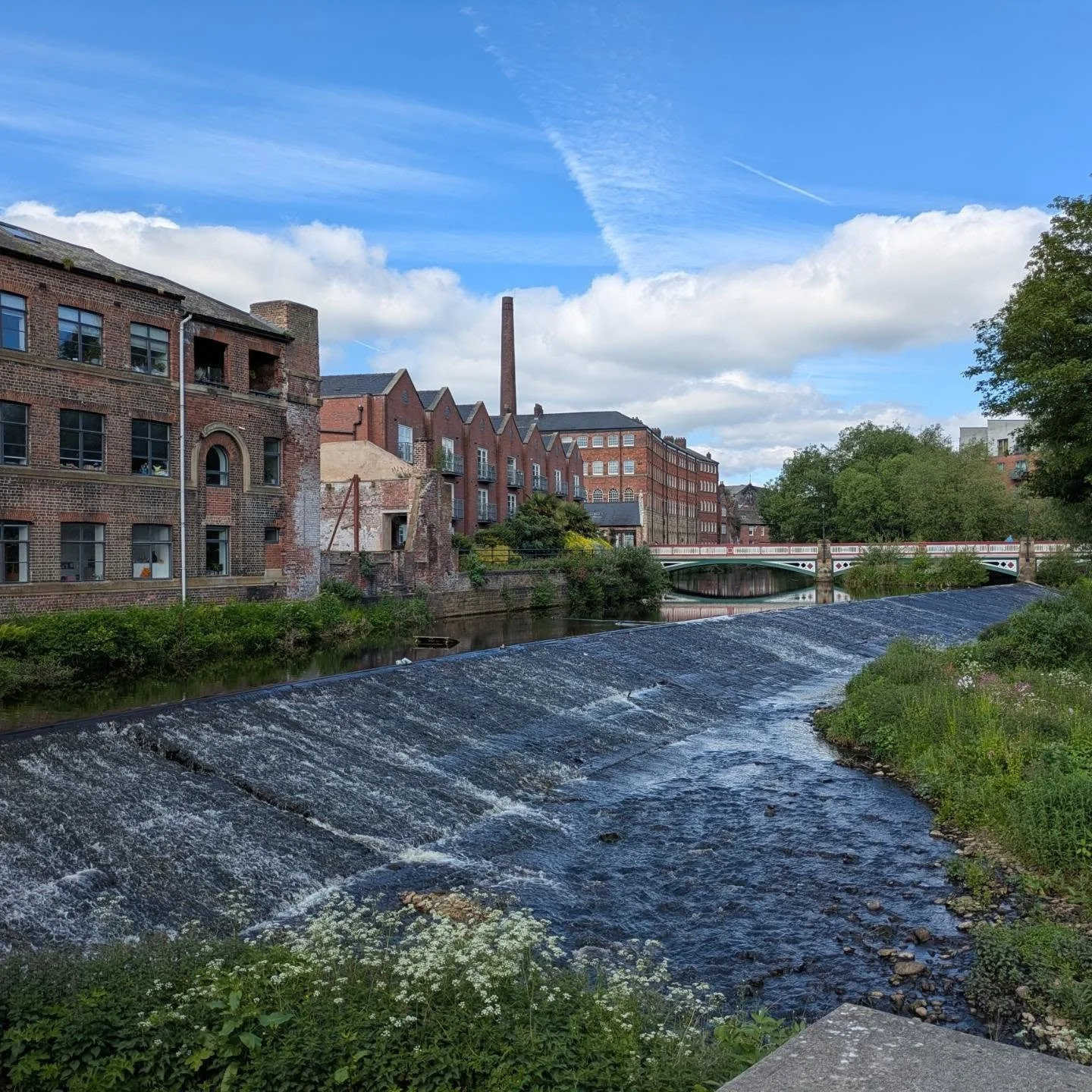 It's gearing up to be another beautiful day in Kelham Island. And I'm getting ready for another history walking tour of the area starting at Kelham Island Museum (as I always remind people, it's free entry to the museum these days so make sure you in