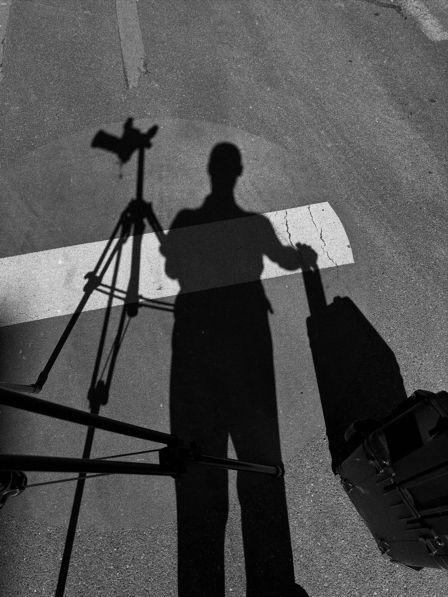 random shadows.
shot on iphone.

#shotoniphone #blackandwhitephotography