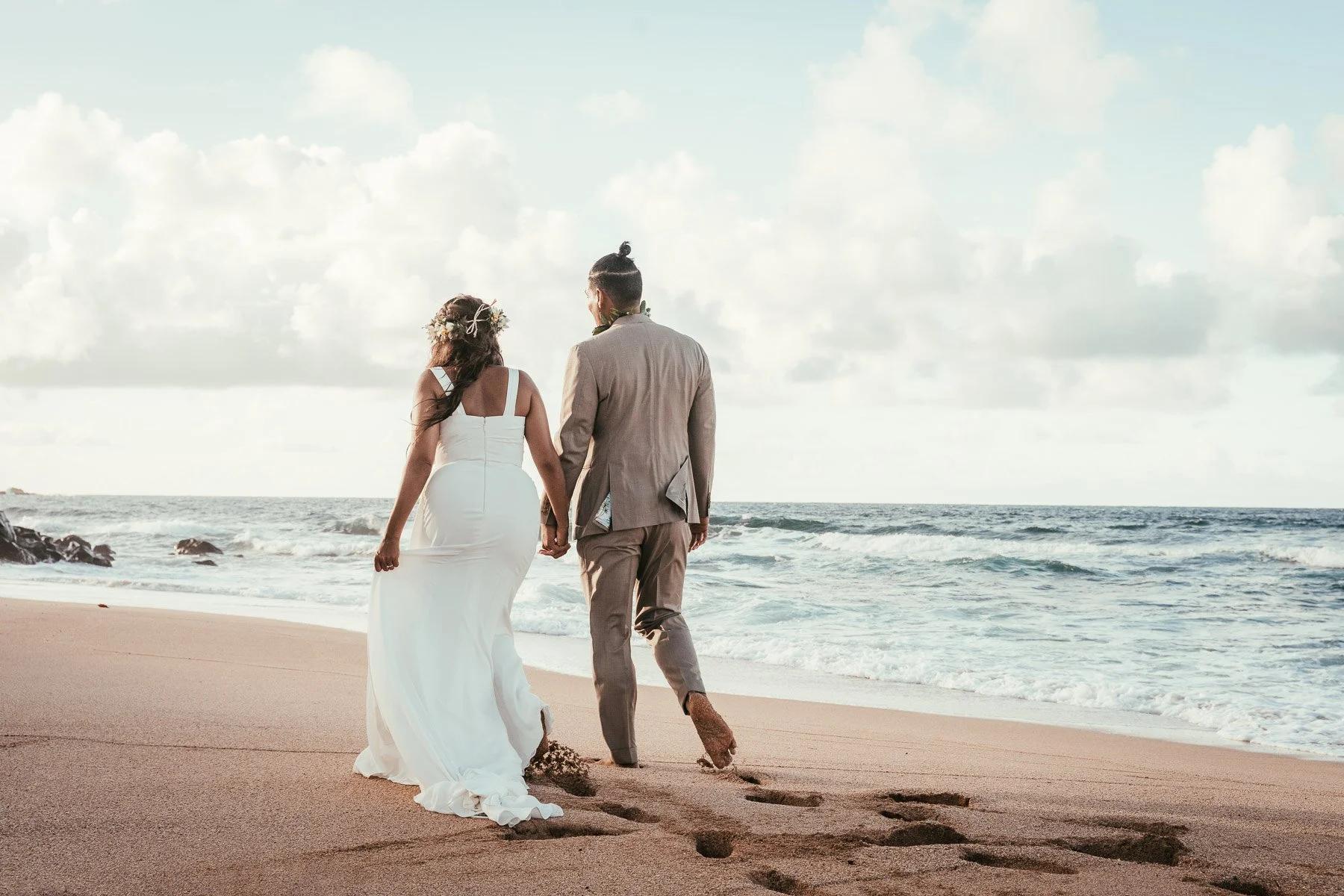 Kauai wedding photography in Hawaii. Shot by Ikaika Pidot, Kauai wedding photographer. Beautiful elopement along the North Shore of Kauai. Book Ikaika as your Kauai wedding photographer today.