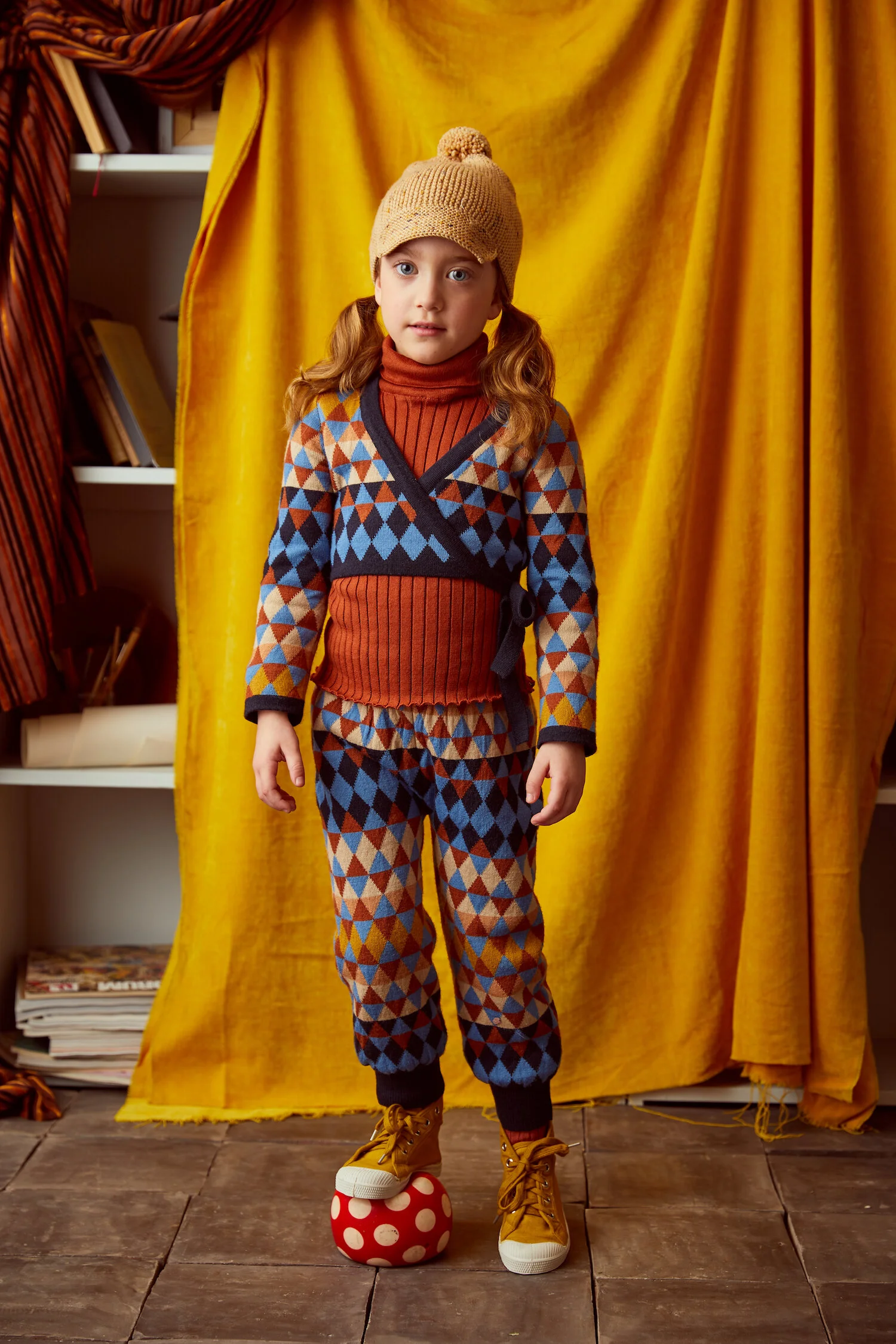 Cottrill_Misha&Puff_AW18_Shot_22_3393+copy+2.jpg