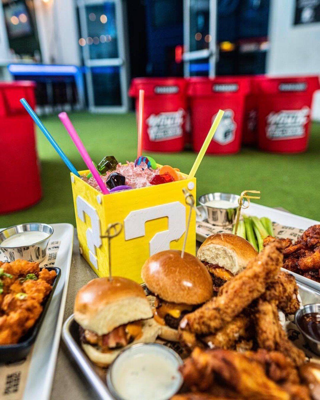 Bites first, then we ball! 🍔🍗🛢🏐🎉
1/2 off Bites, giant bucket beer pong tournament, drink specials, and throwback tunes by @djd2_tampa&mdash;Don&rsquo;t miss #RewindWednesday at #ParkRecTPA!