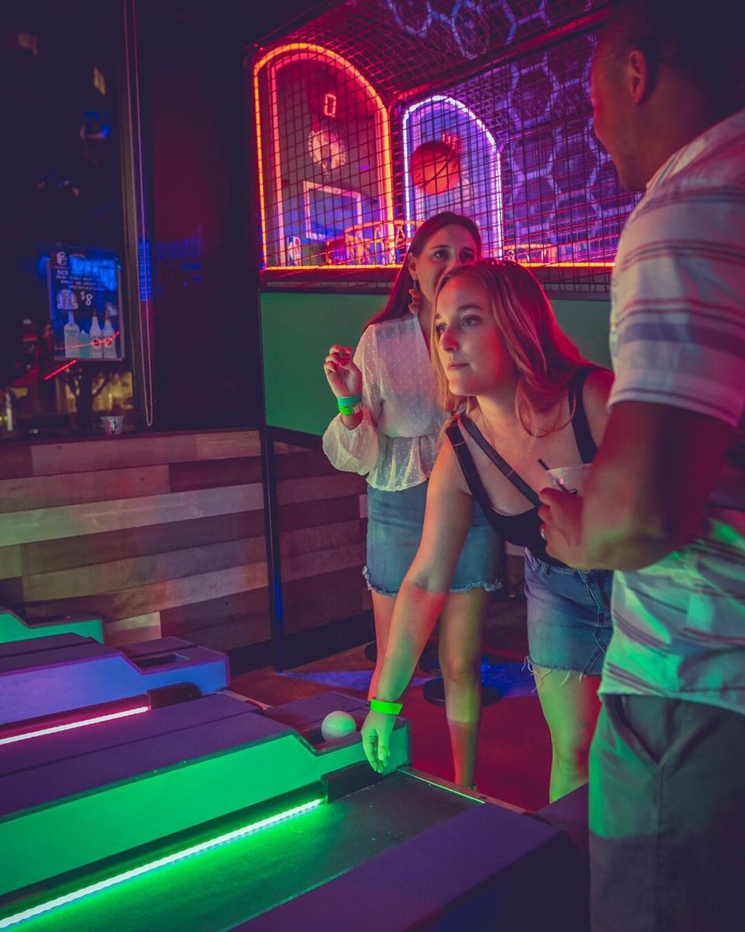 Not your basic #GNO! 🎉🍹🎶 Thursday Nights at #ParkRecDTSP 
&bull;
$4 High Noons &amp; White Tea Shots | $6 Goose &amp; Red Bull | $10 Goose, Bacardi &amp; Cazadores Liquor Pitchers | $100 Select Bottles | sounds by @dj5dayforecast