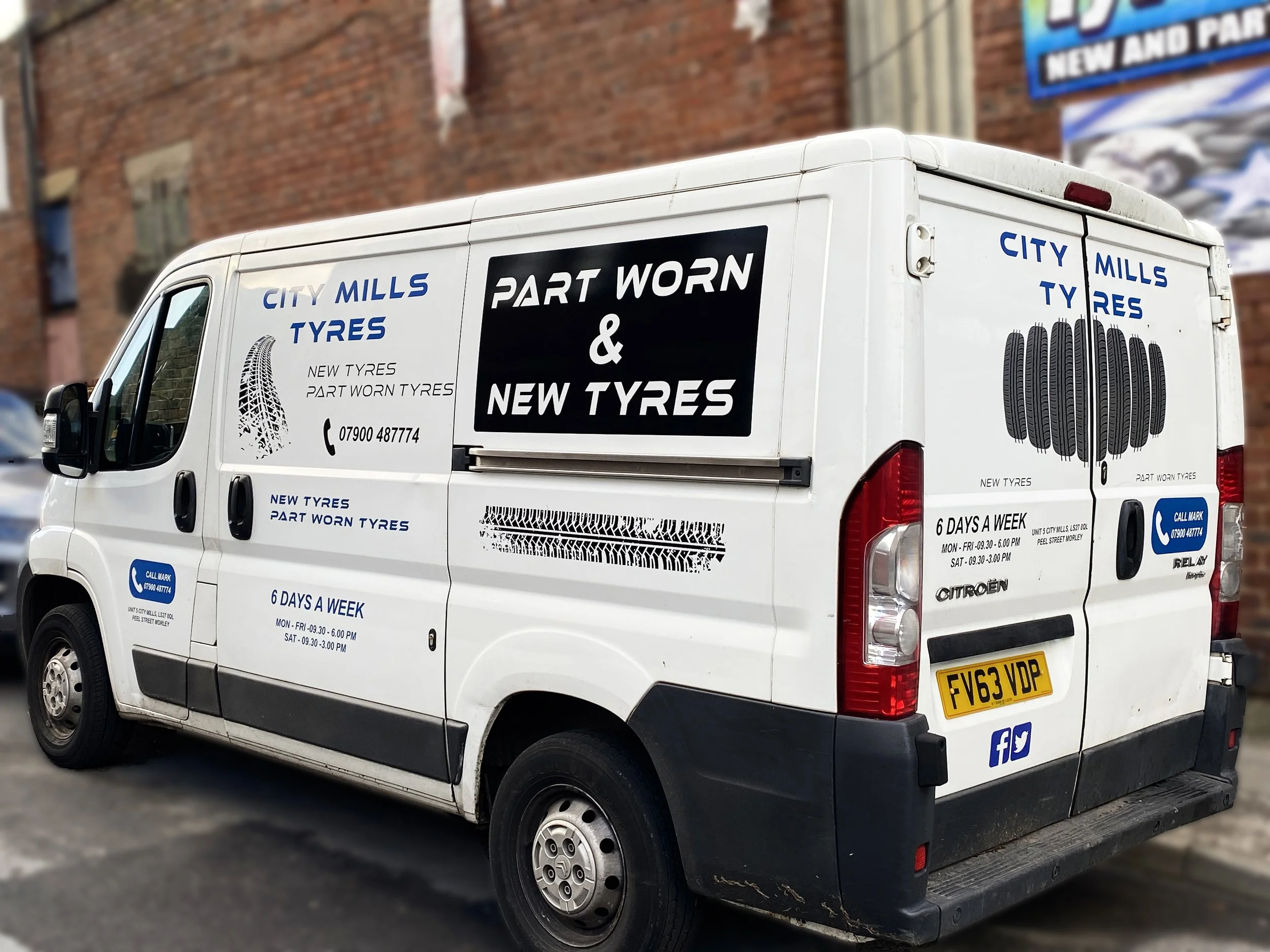 Custom Vehicle Vinyl Lettering