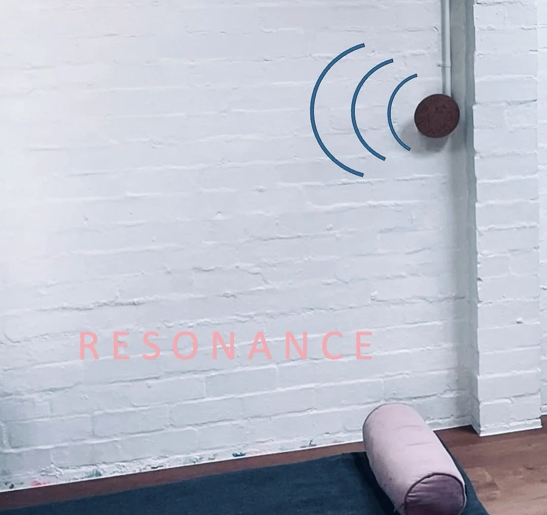 Resonance happens when there&rsquo;s a match between the frequencies of the sound offered and the natural frequency of a part of your body &mdash; like an organ, a cell, or your energy field &mdash; which causes it to vibrate in harmony.

Due to reso