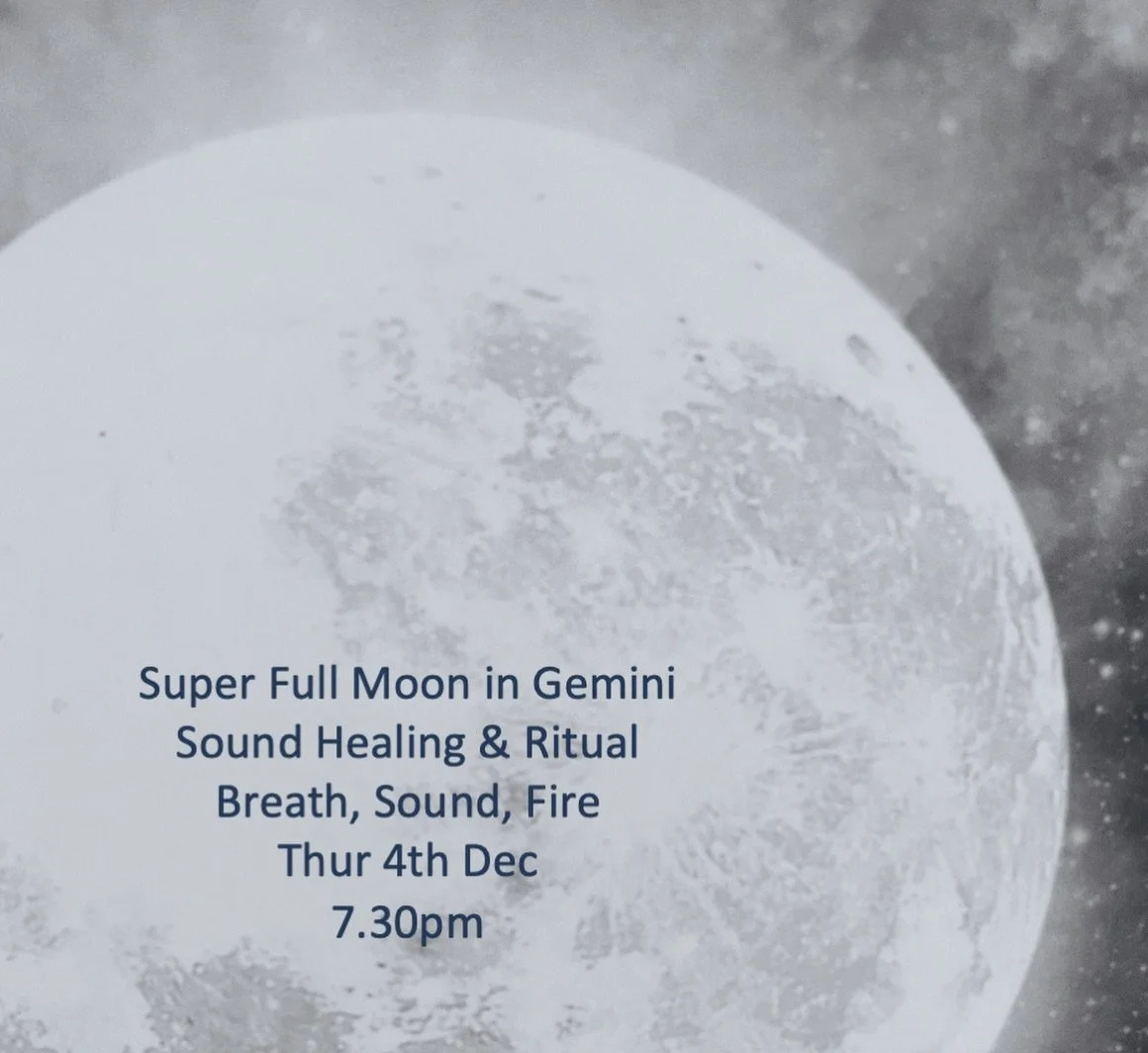 December&lsquo;s Full Moon (the last for our year), is in the sign of Gemini and it&rsquo;s a super moon. 

This full moon offers you the chance to communicate the things you want to let go of before the New Year begins. so do not hold back, let it a