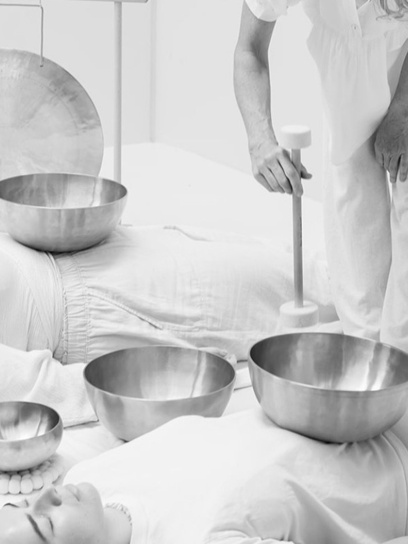 This sound bath is &lsquo;next level&rsquo; sound bathing for those who would like a deeper sensory experience. It is offered to a group of 7 ppl (max).

During this session, therapeutic grade singing bowls are carefully placed on the body and gently