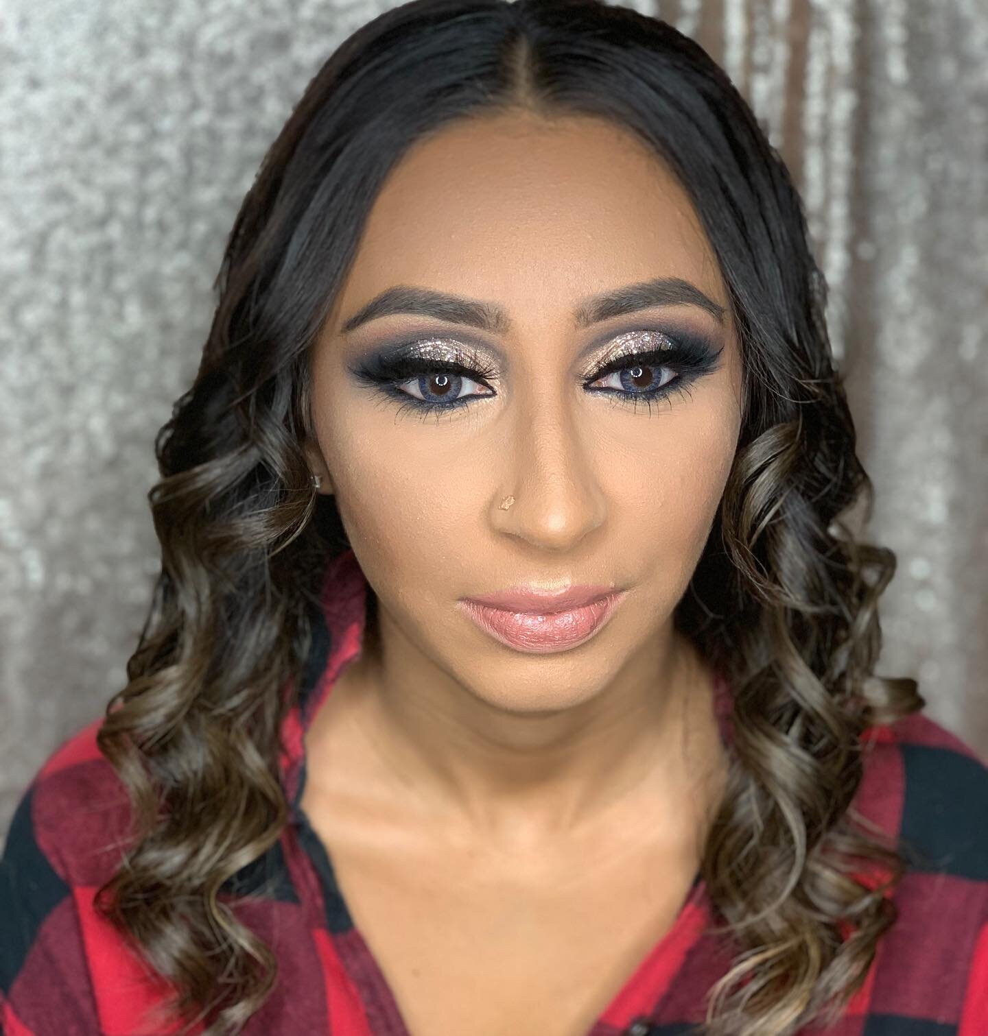 Clients request: 
Dramatic eyes! ✔️
.
.
.
.
.
.
.
#bridalmakeup #triplesartistry #motd #lotd #hotd #makeup #anastasiabeverlyhills#amrezy #beforeandafter #slay #amrezyshoutouts #amrezyfeatures #instamakeup#ilovemakeup #updo#transformation #bridalupdo 
