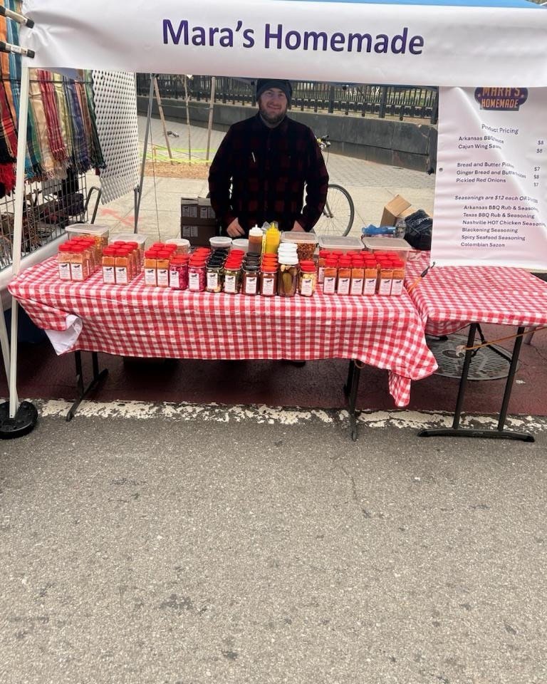 We are in #Manhattan in the #EastVillage between 10th and 11th Streets today! New items: Spicy, Sour Whole #Pickles #PickledOnions #Ginger #PickledGarlic plus our #SpiceBlends #Seasonings #BBQSauce #Cajun #WingSauce #BreadandButterPickles come see us