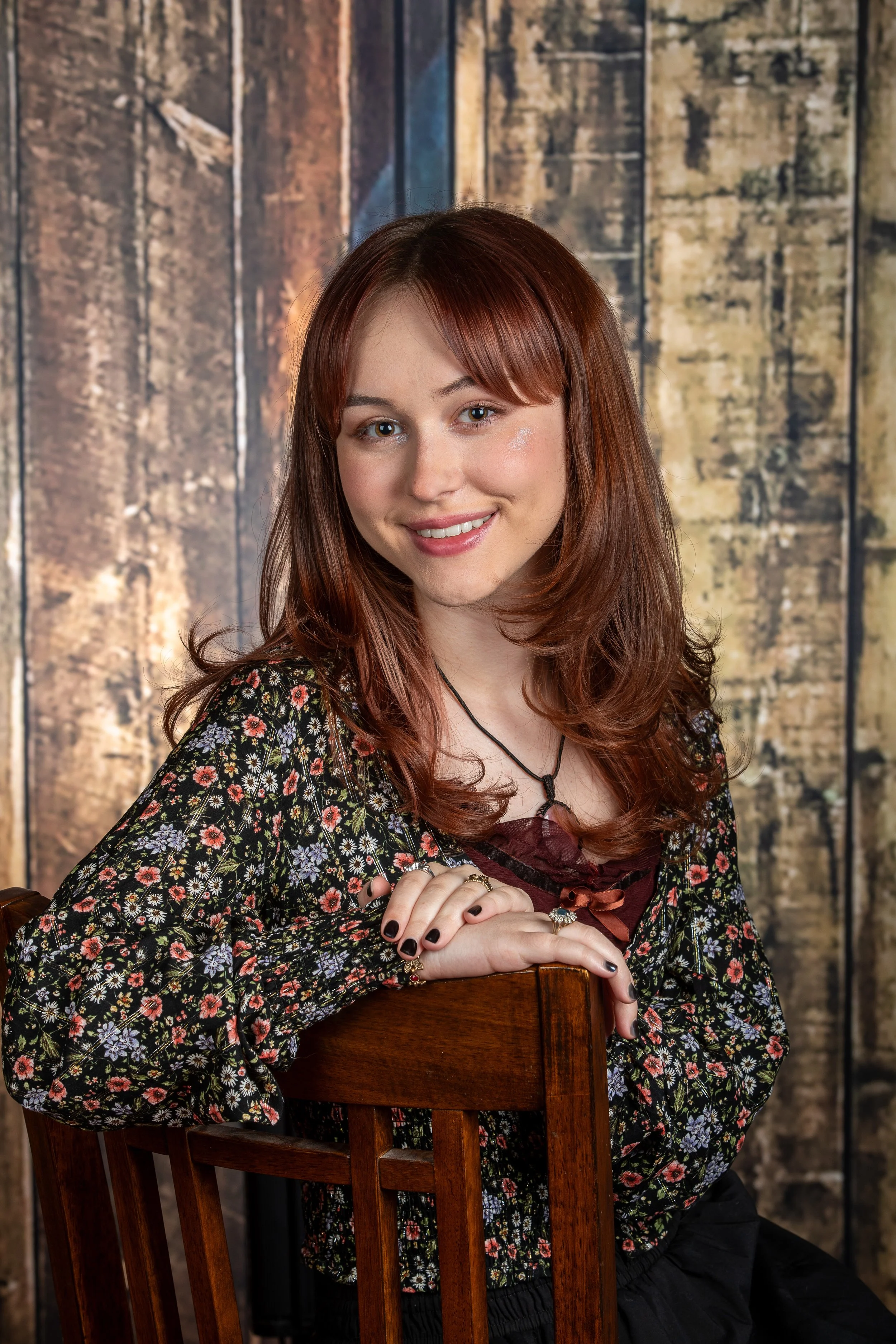 indoor senior portraits