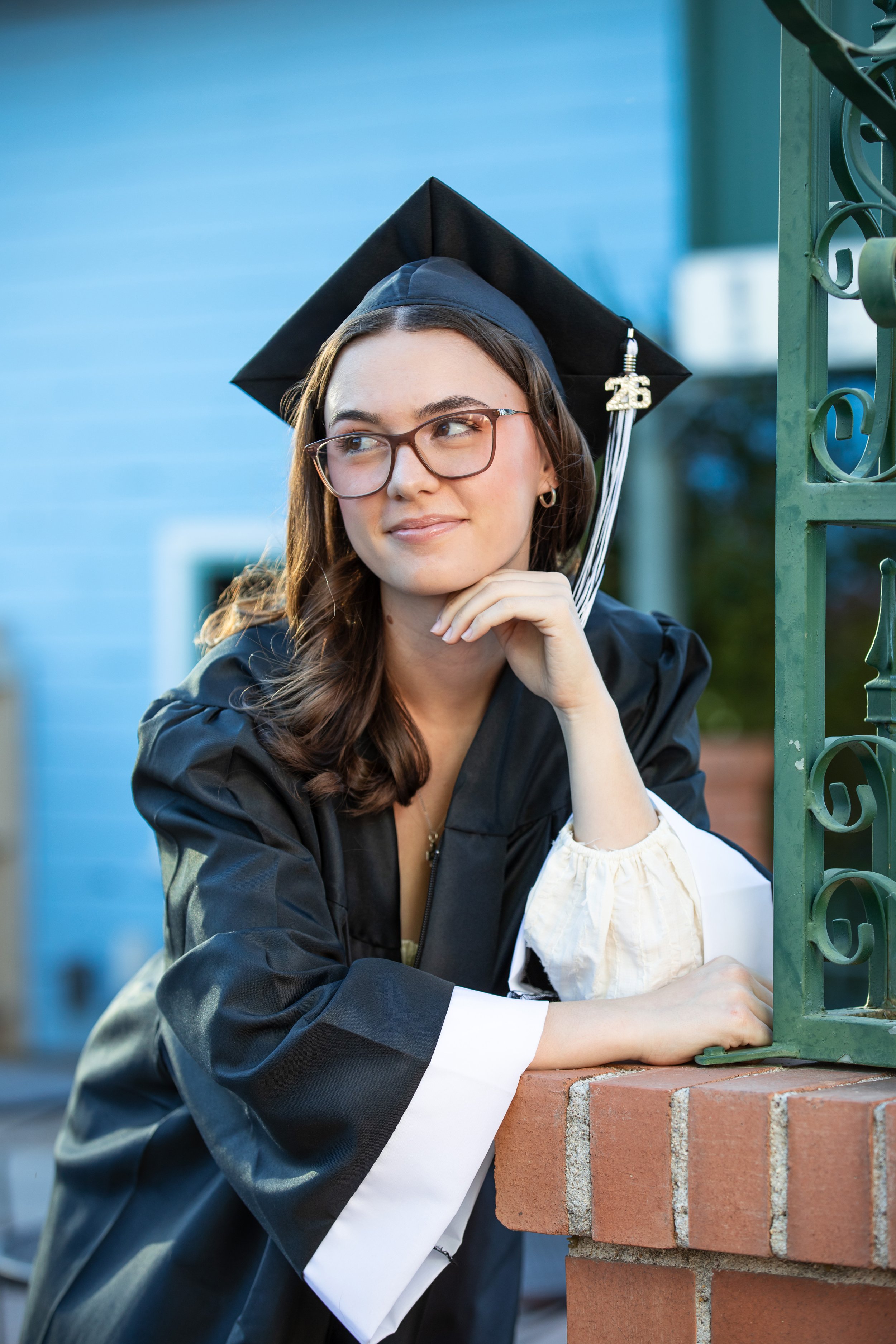 cap and gown senior photos