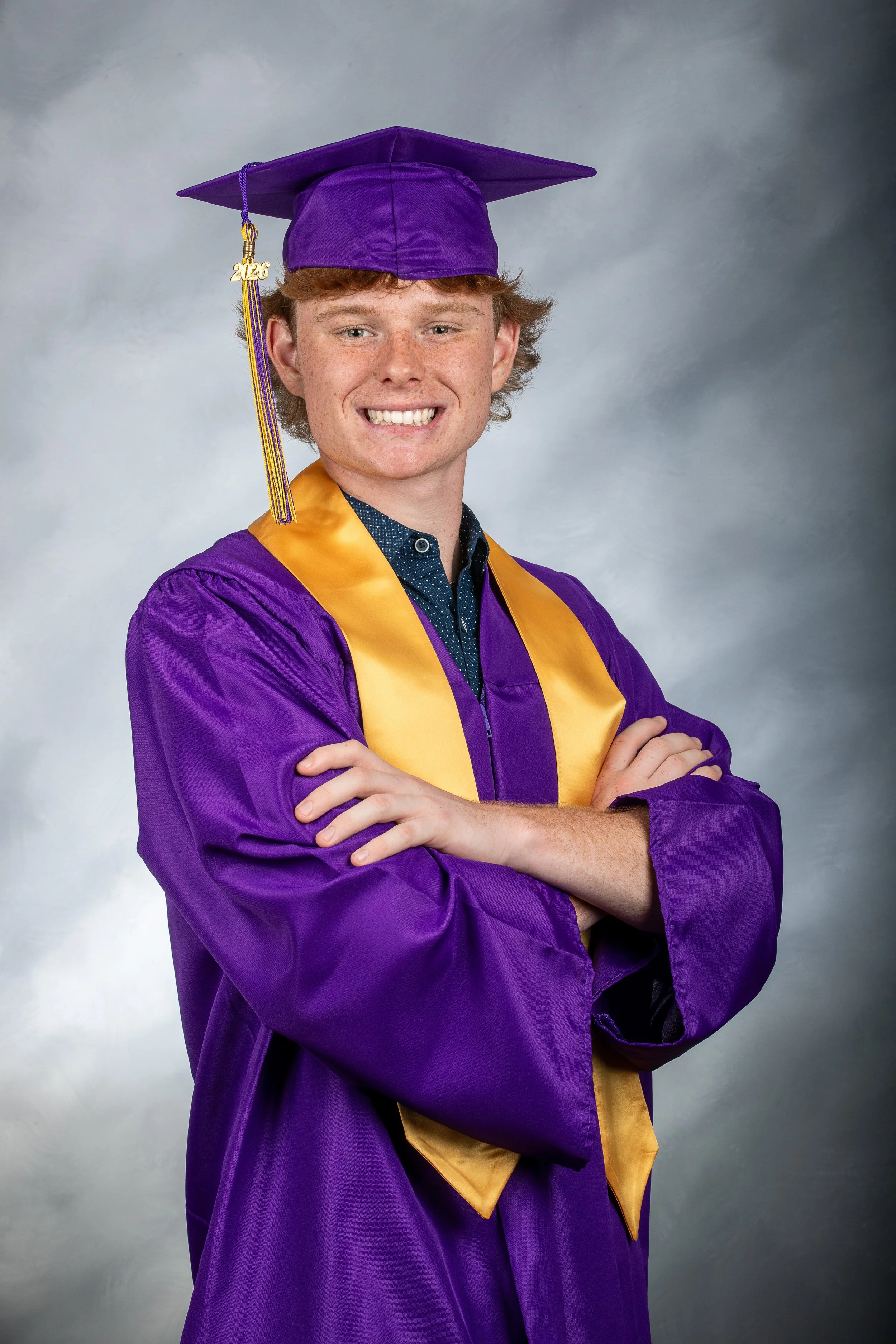 cap and gown senior photos
