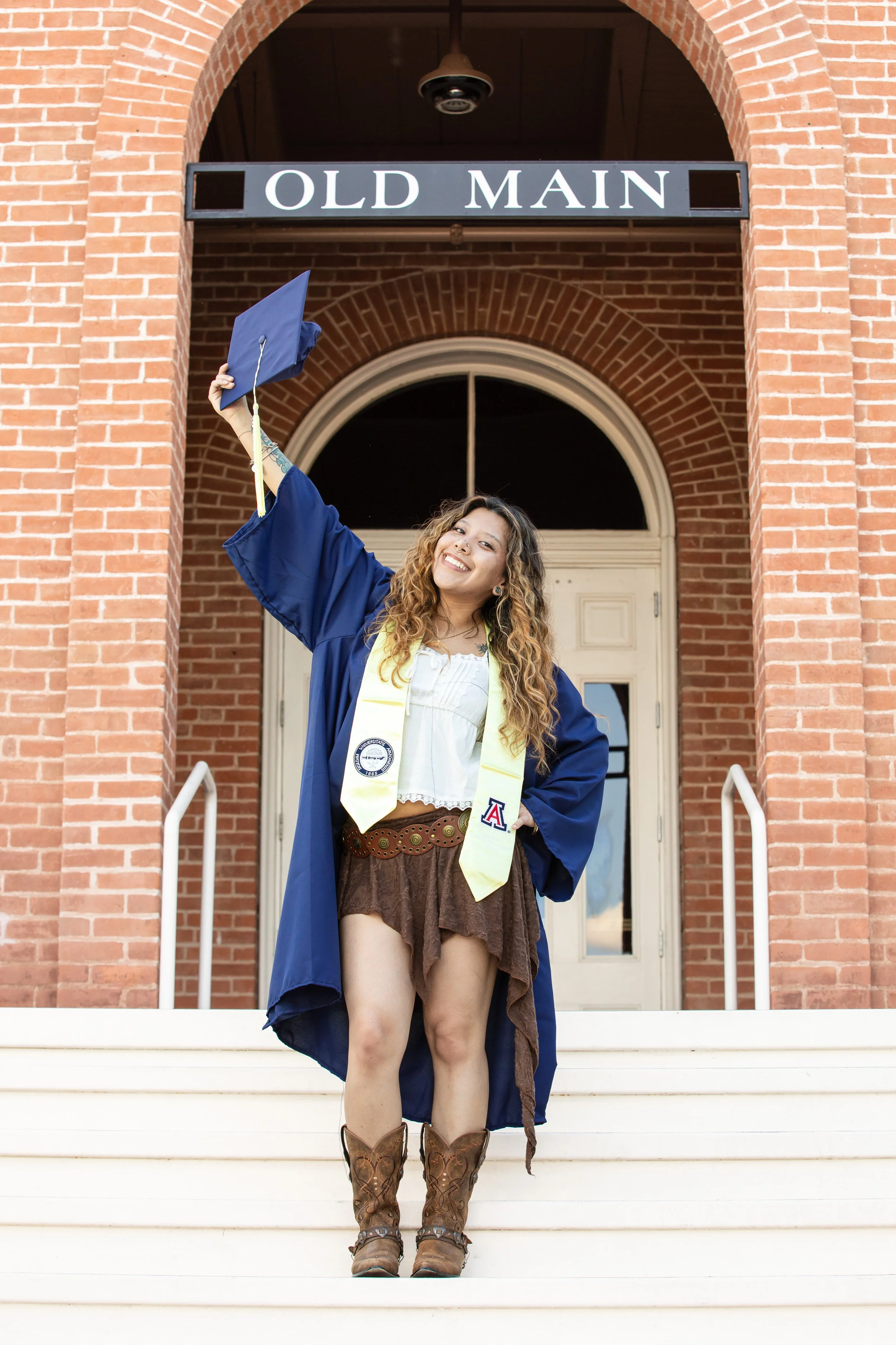 u of a grad photos at old main