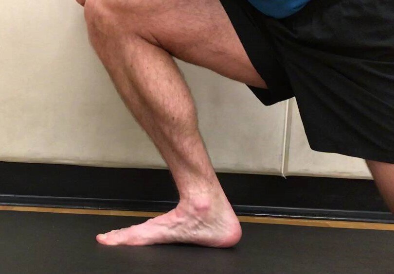 Why tight ankles cause knee pain [video] — EBM Fitness Solutions