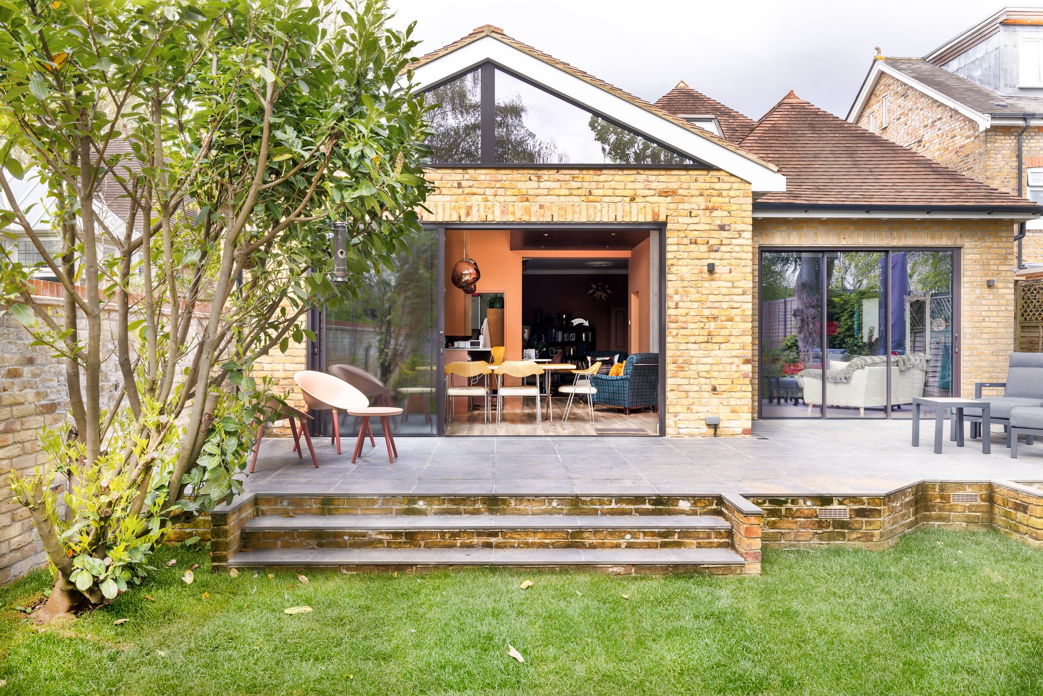 Exterior-view-ground-floor-extension-architectural-photography-south-london.jpg