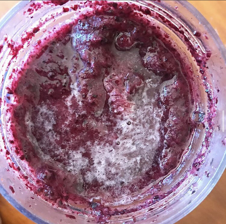 Pineapple & Blueberry Smoothie