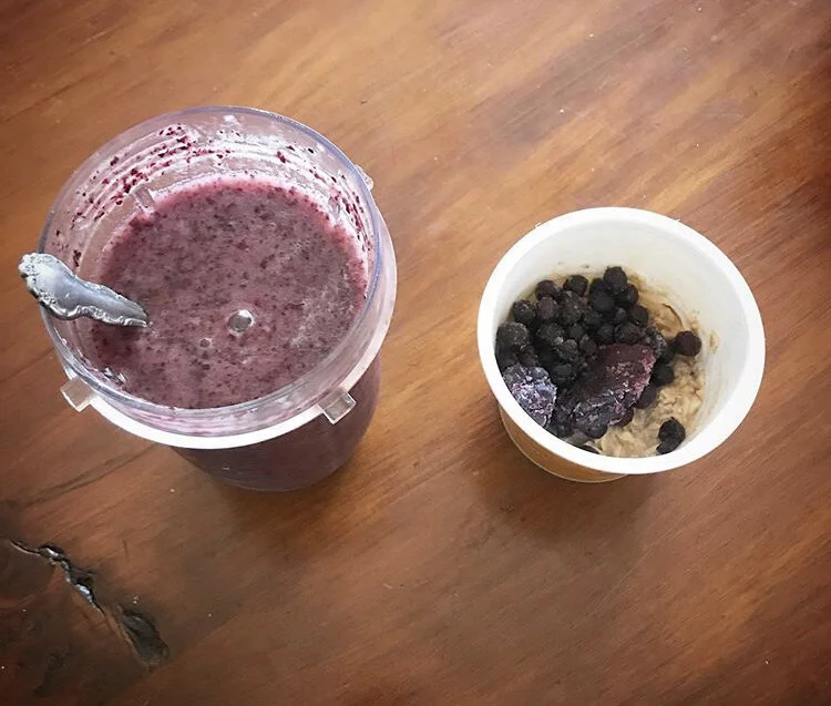 banana, blueberry, & pineapple smoothie. Oats with egg white, almonds, & dates. 