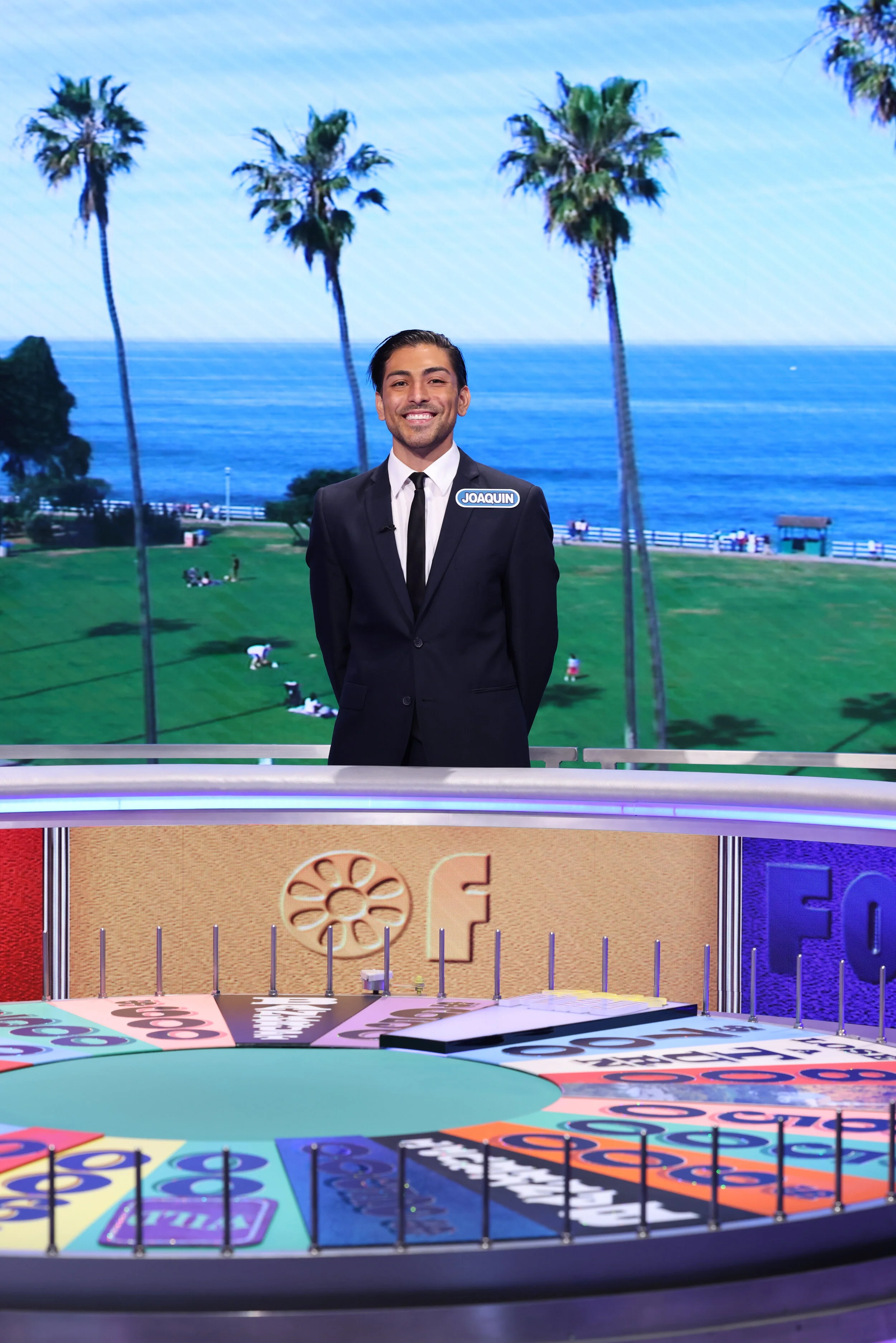wheel of fortune photo.JPG