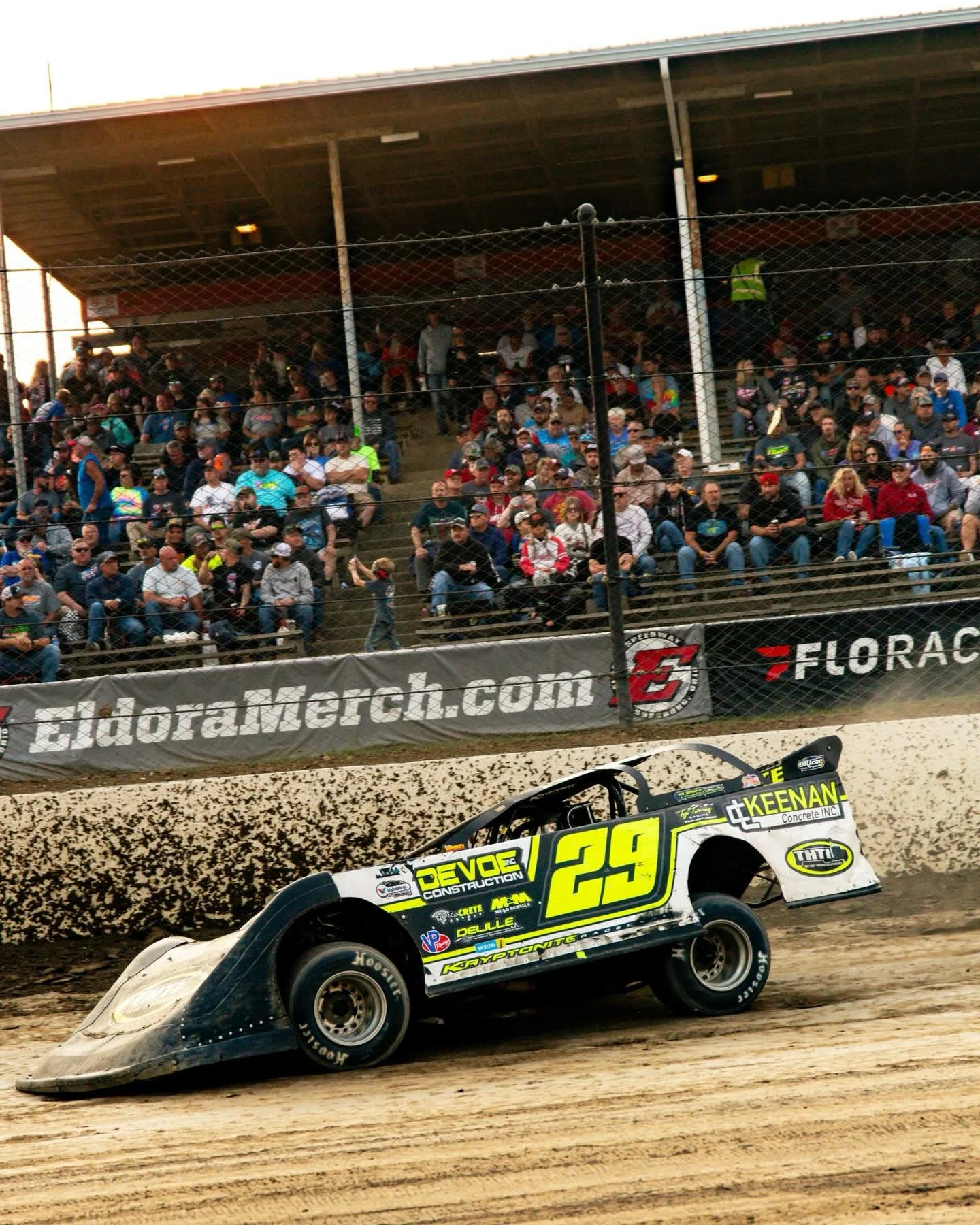 Sometimes I take photos of things that go fast&hellip;and occasionally sideways.

#dirttrackracing #floracing #eldoraworld100 #dirttrackphotography #dirtondirt