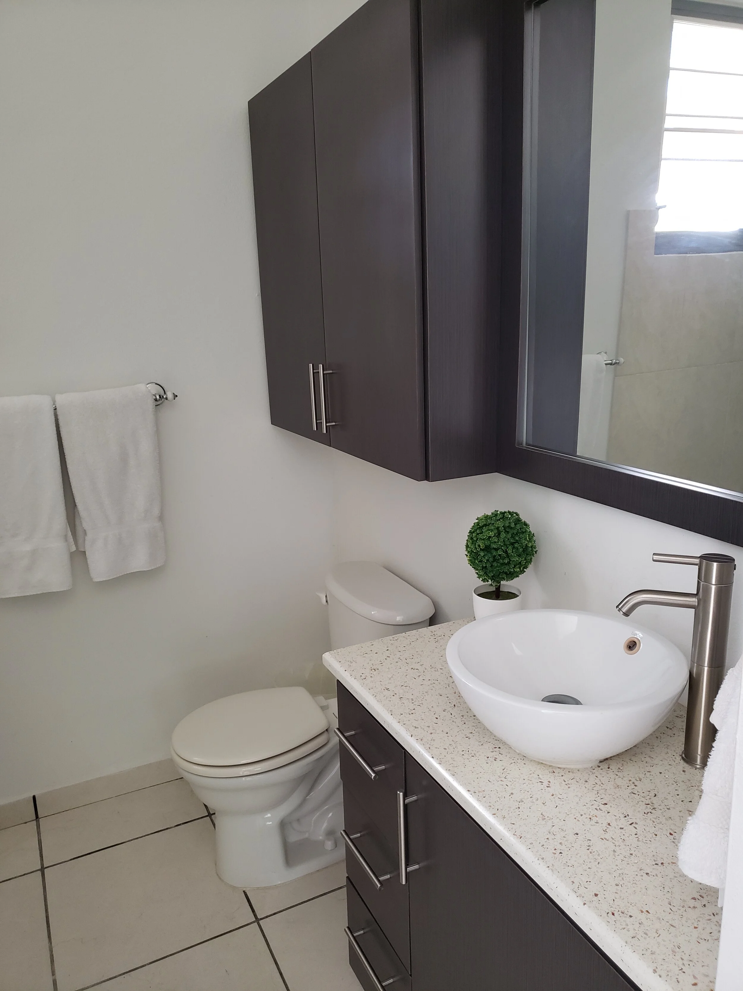 11_20161004S1_BOUTIQUE_HOTEL_HASBROUCK_HOUSE_BATHROOM_007.jpg