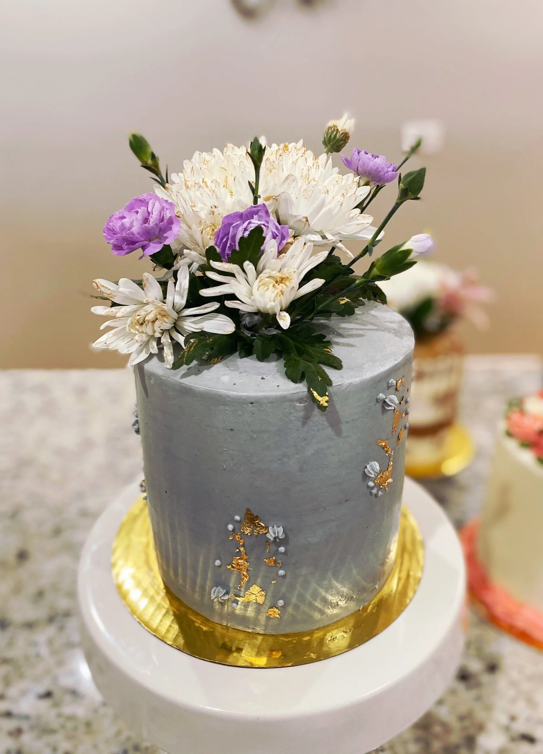 Queen of the House Mother's Day Cake 