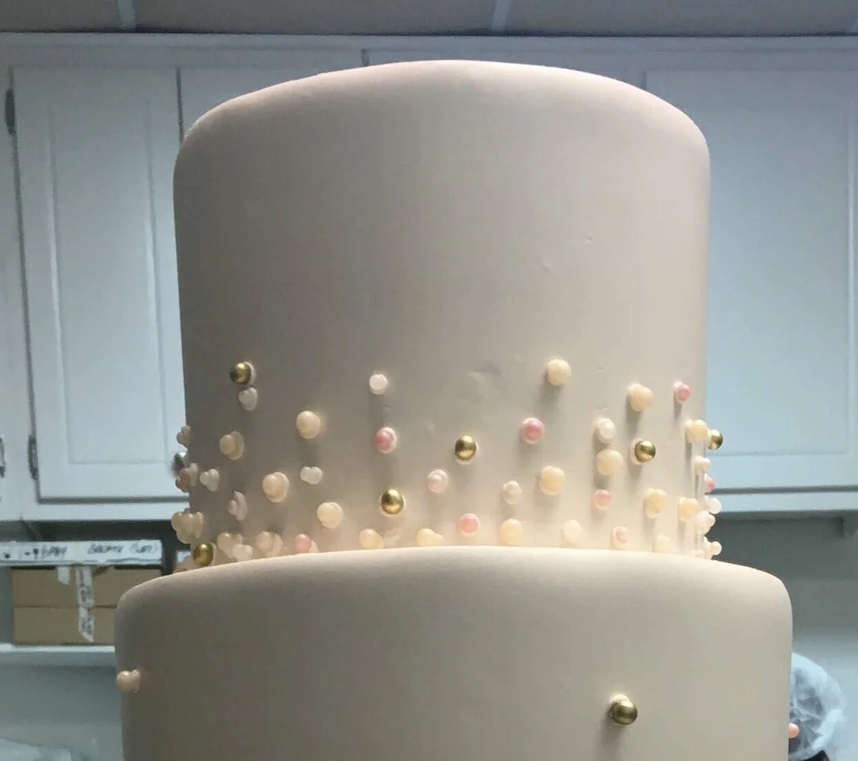 Gold Skyline Pearl Wedding Cake