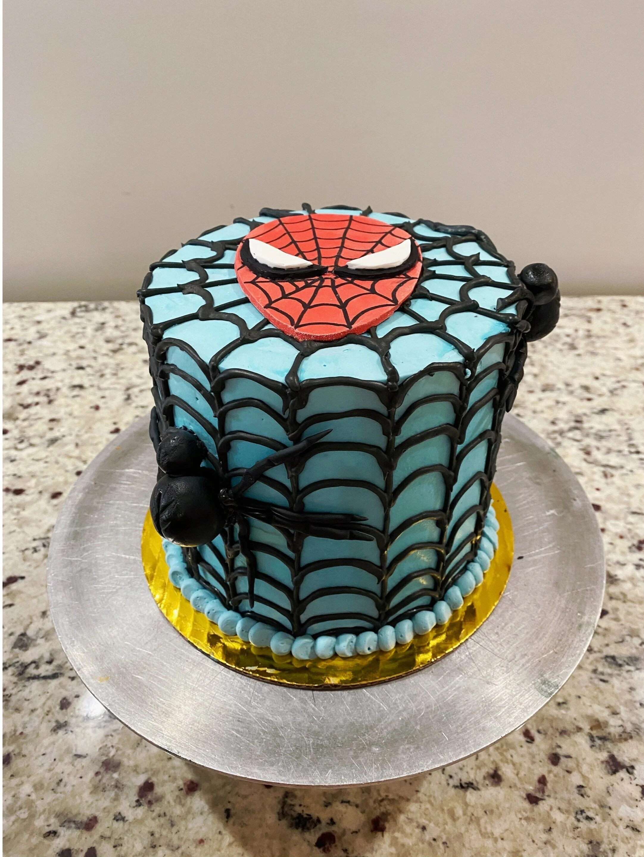 Spiderman+Cake+.jpg