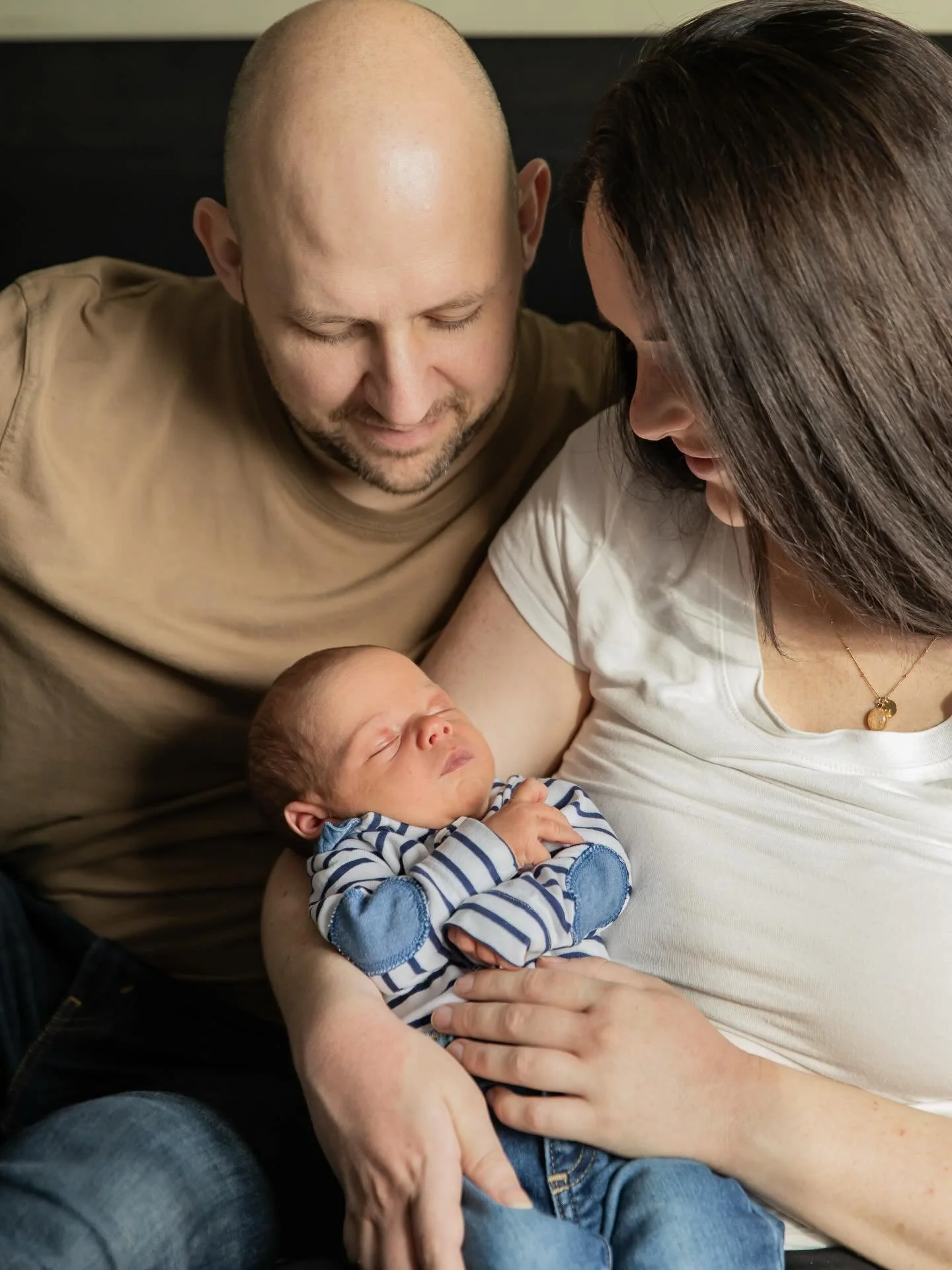 Photos like this are why I come to your home for newborn sessions, To your safe place, where you&rsquo;re cozy and comfortable and free to connect in the most real ways. 

Your home is where some of your best memories are made. It just makes sense to