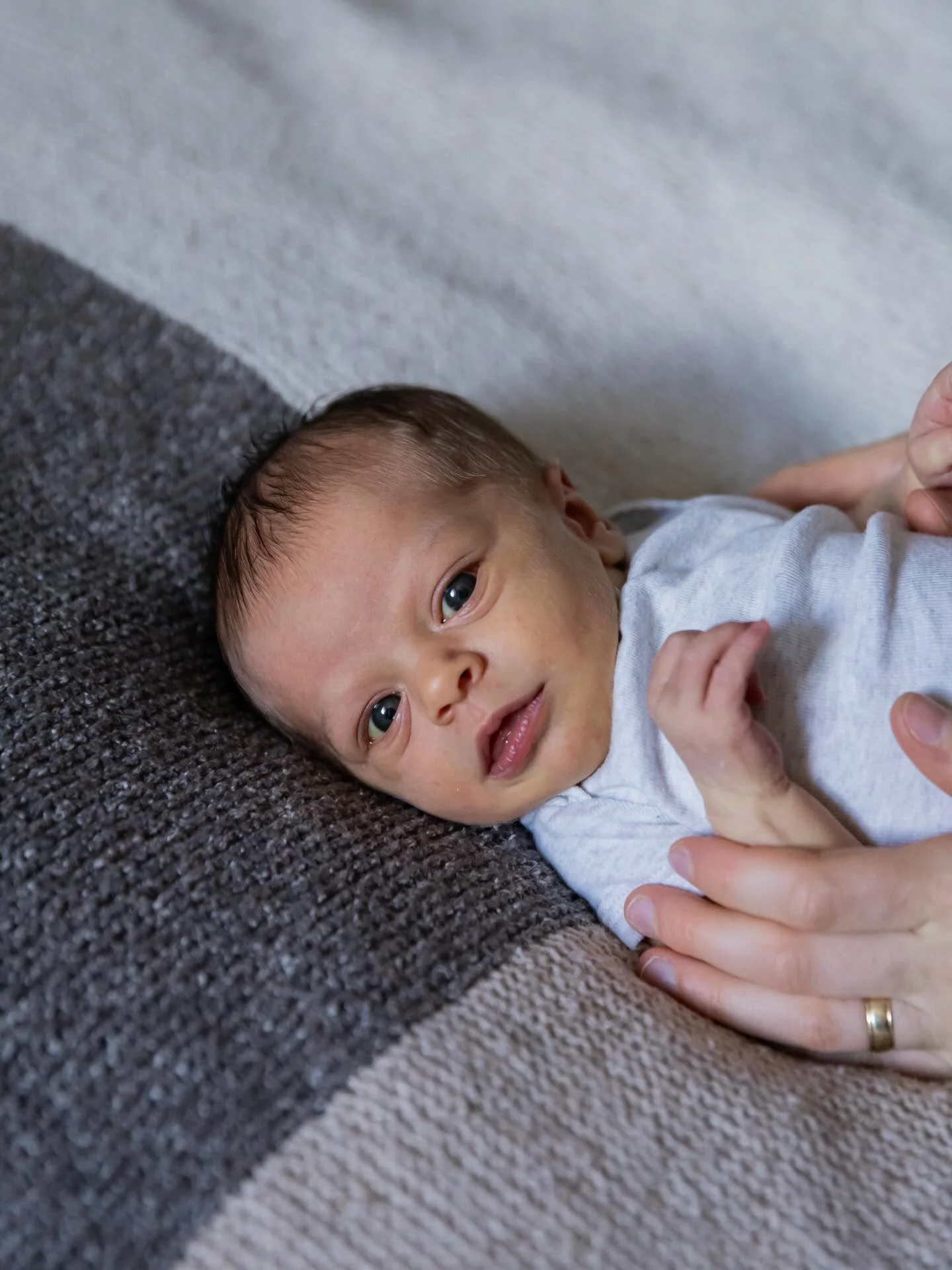 Hey baby!! 

 I Can think of only advantage when I think of at home newborn sessions. 

You don&rsquo;t have to pack up and go anywhere. Who wants to do that with a newborn more than they have to? 

You don&rsquo;t forget anything. It&rsquo;s there. 