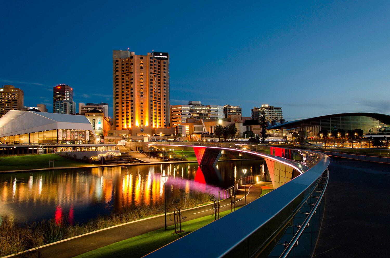 Adelaide “New Year’s Eve” – 6 Day Tour