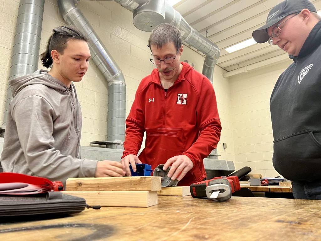 The Strengths of HHS: Applied Engineering and Technology