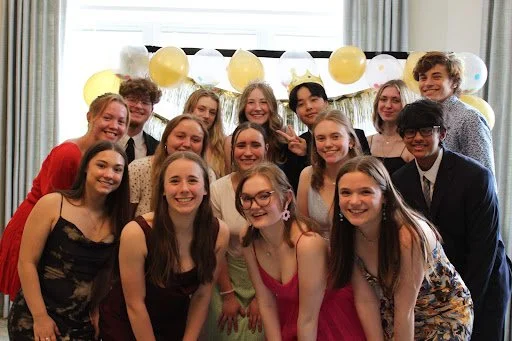 “Senior” Prom at The Courtyard