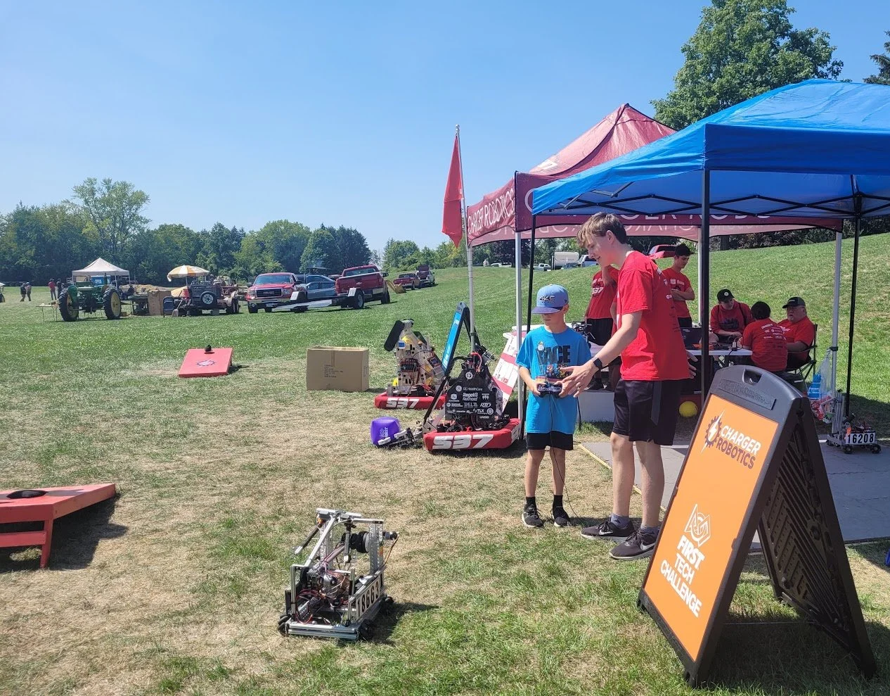The team attends the annual Antique Power Show.