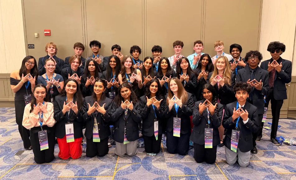 Join DECA’s First Meeting on September 24