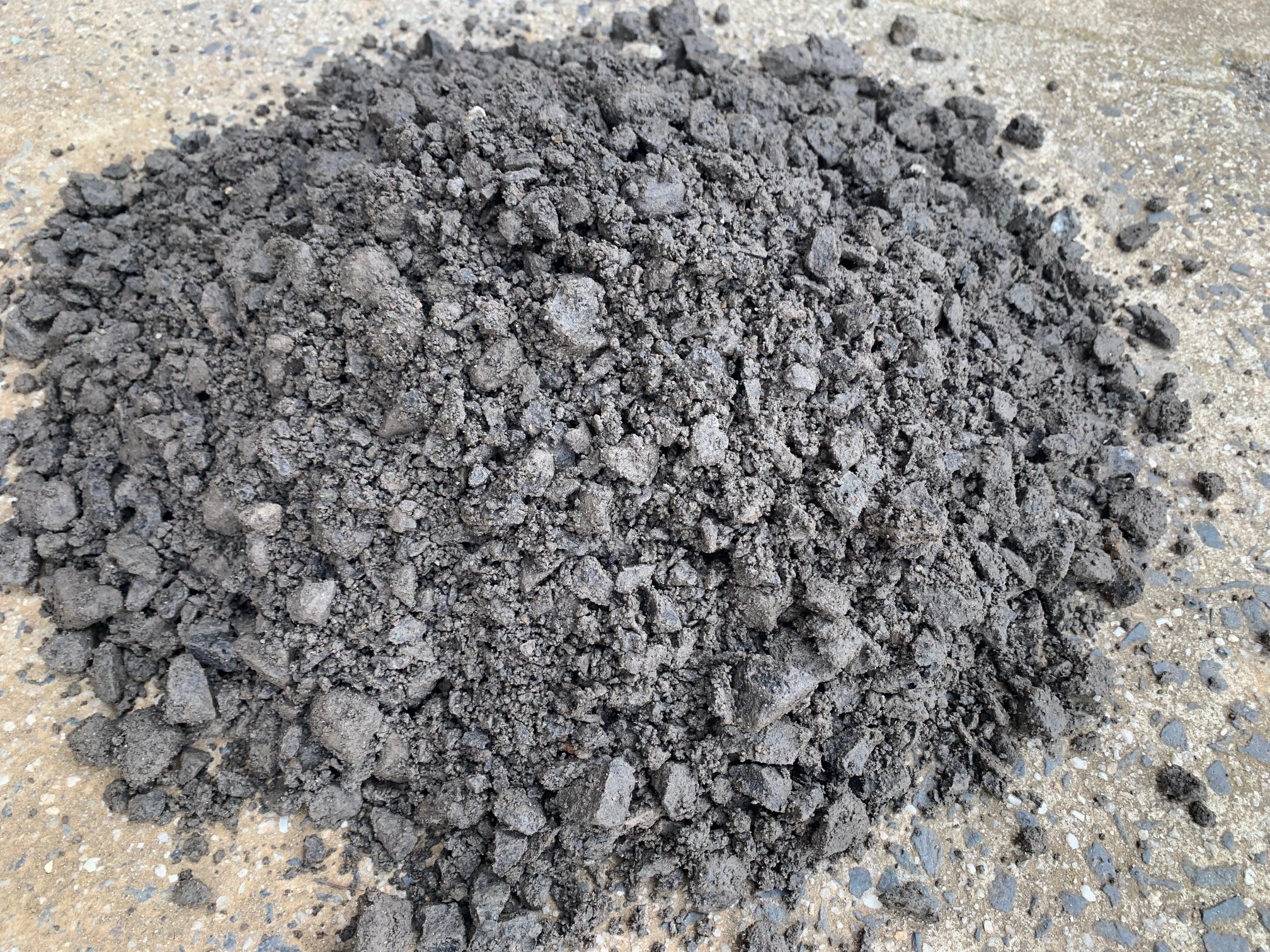 CRUSHED ROCKS