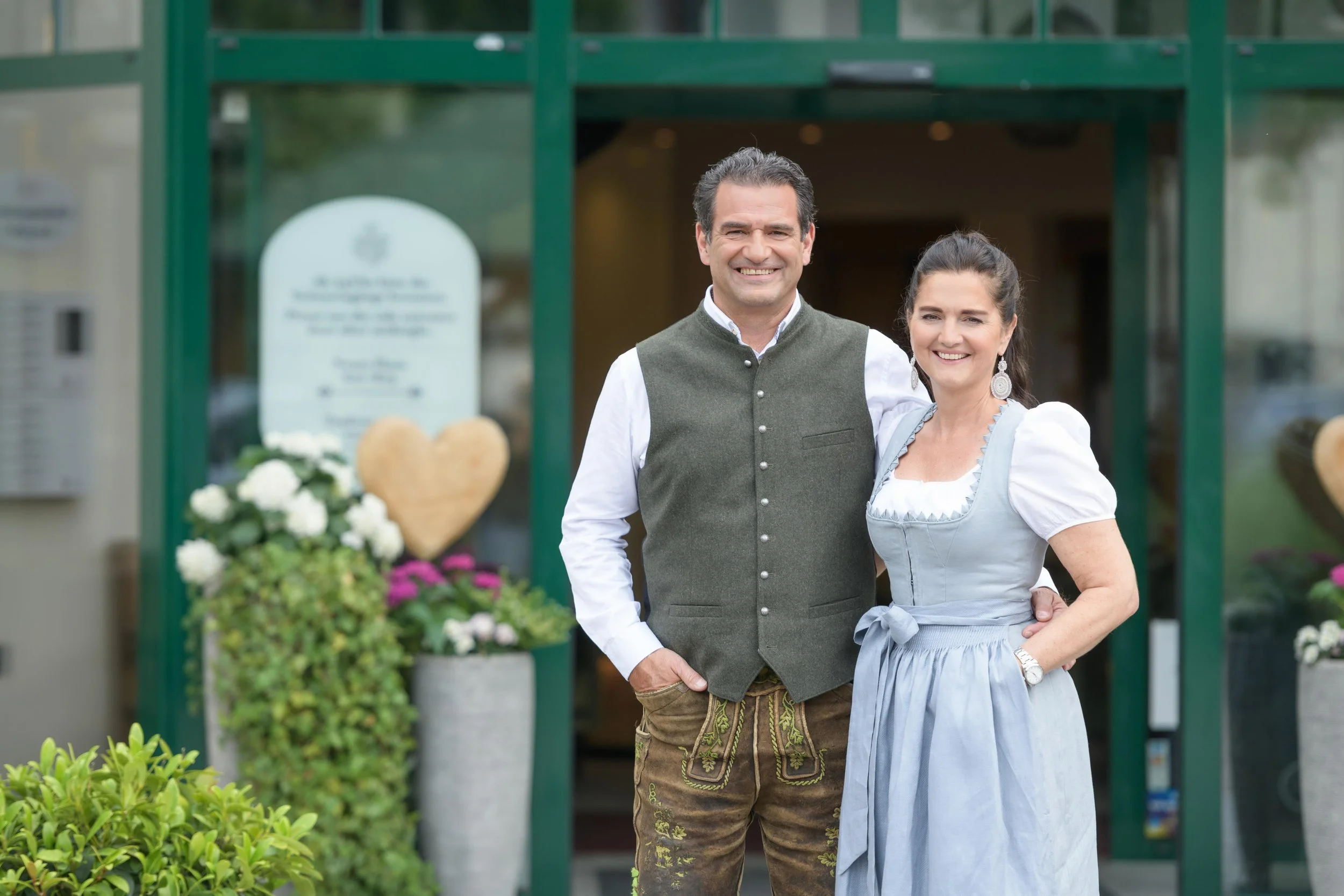 hotel-obermaier-munich-host-couple-traditional-costume.jpg.jpg