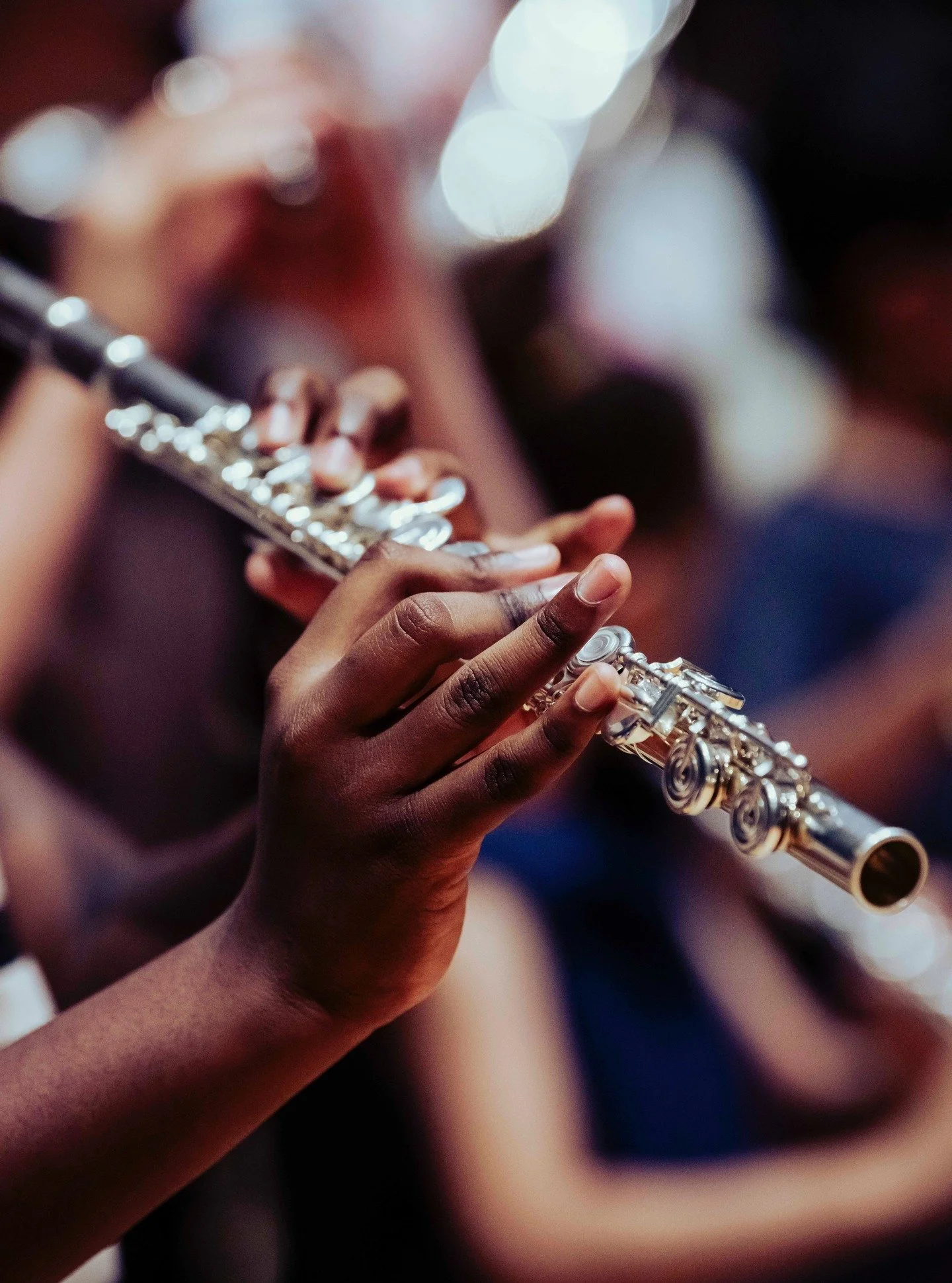 📸 par @nicolas.lascourreges
pour @orchestresdemos @philharmoniedeparis
#nicolaslascourreges #photographer #photography #philharmoniedeparis #demos #orchestre #educationmusicale #photobook
