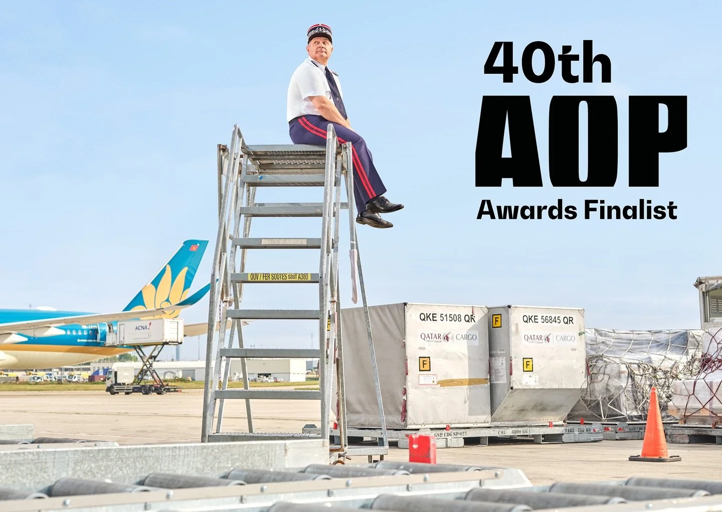 JOSEPH FORD 
@josephfordphotography est finaliste du Prix Association of Photographers awards @assocphoto 
Dans les catégories Portrait, avec une image pour Paris Aeroport, et Environnement avec sa série Impossible street Art.
D&eacut