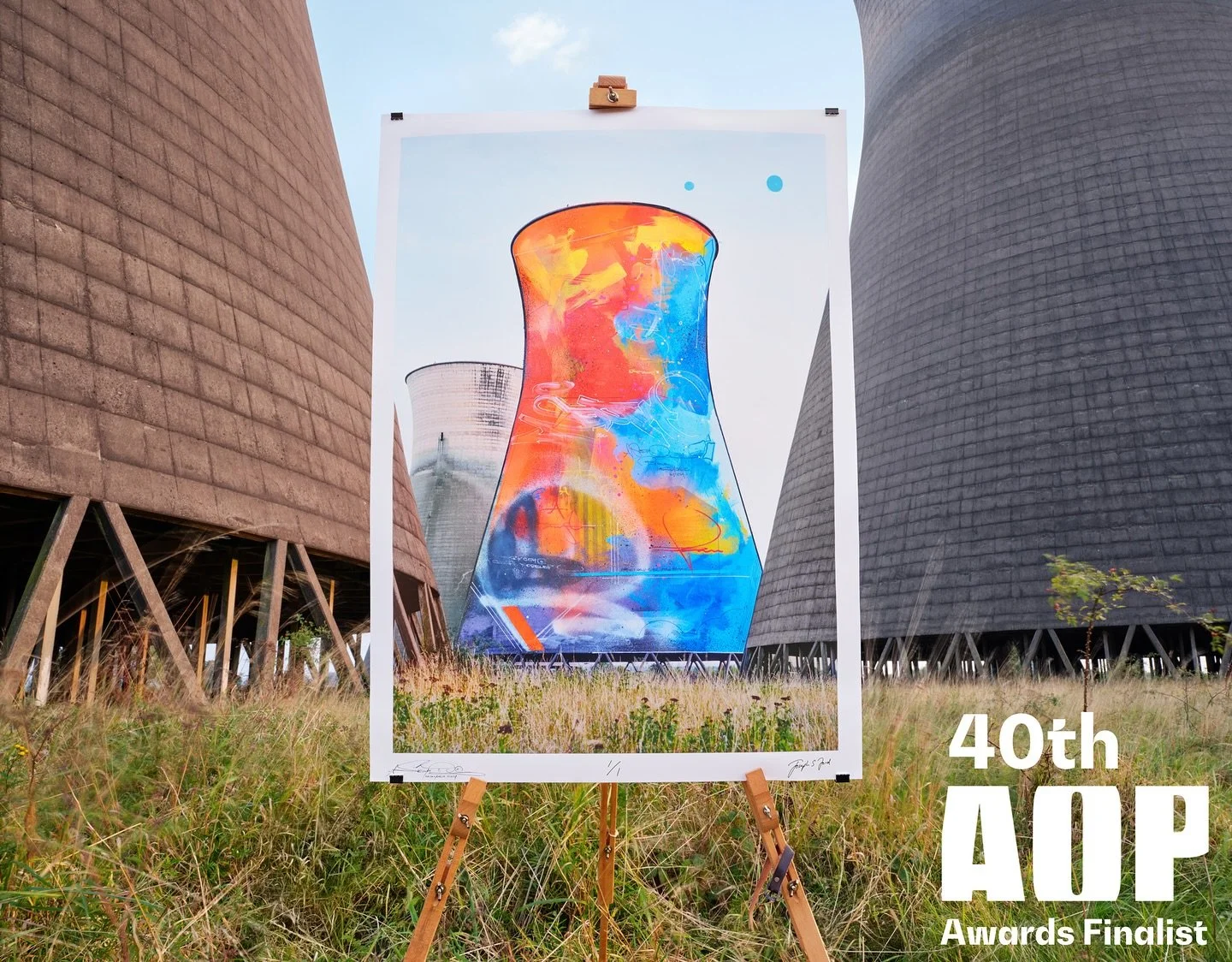 JOSEPH FORD 
@josephfordphotography est finaliste du Prix Association of Photographers awards @assocphoto 
Dans les catégories Portrait, avec une image pour Paris Aeroport, et Environnement avec sa série Impossible street Art.
D&eacut