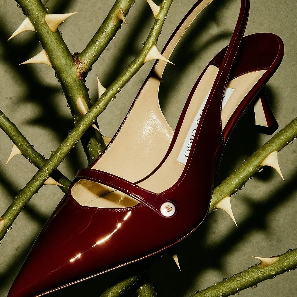 Amita 45 @jimmychoo by @voyager_ai 🥀
« The idea was to confront the elegance of glossy burgundy leather with the raw of sharpness of rose thorns, creating visual tension » 
#ai #aiartist #aiagency #paris #digitalart #editoria