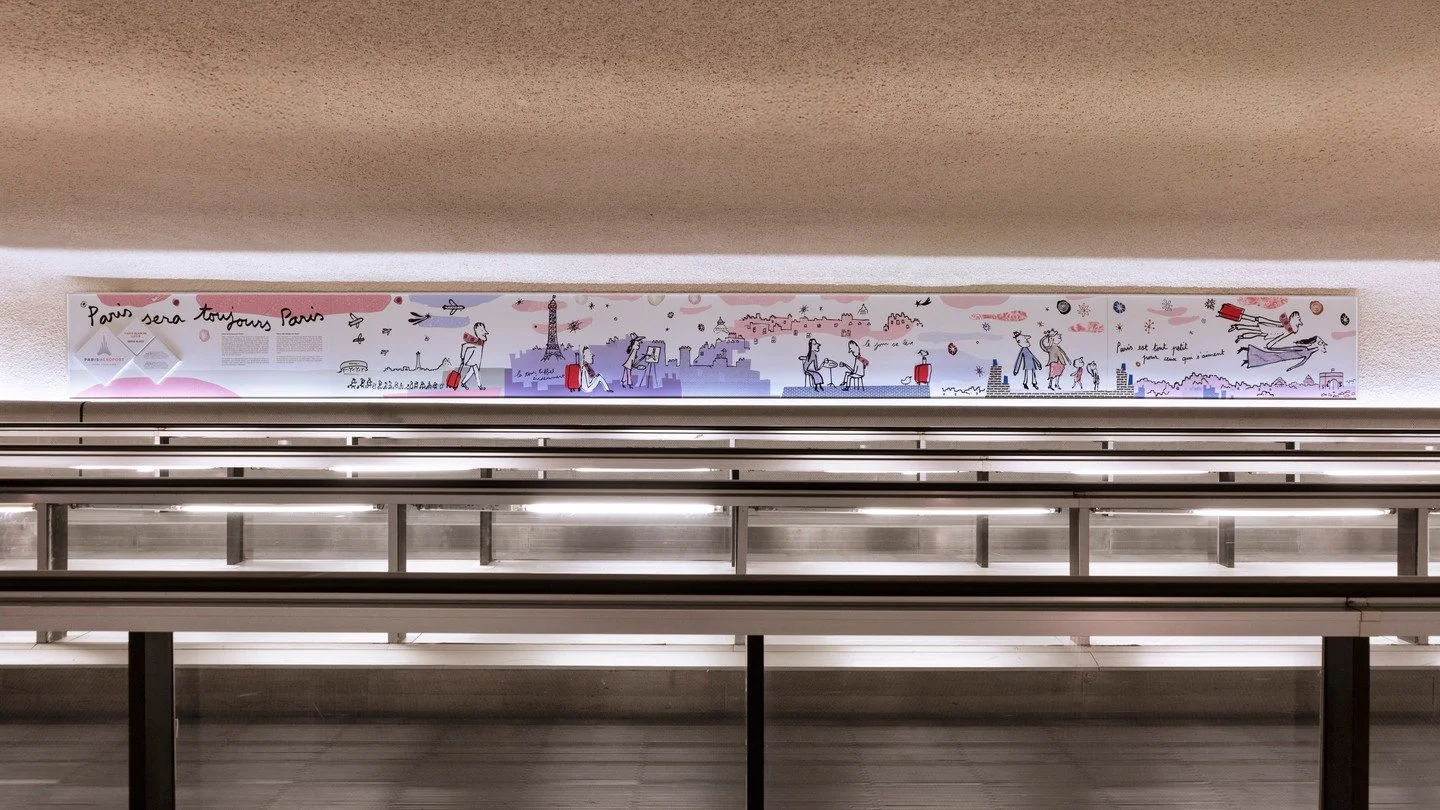 ✈️ Paris aéroports x Serge Bloch & Yukiko Noritake 
Deux artistes de l'équipe, @yukiko.noritake et @serge.bloch ont été choisis par @parisaeroport pour être exposés dans les longs couloirs du Terminal 1